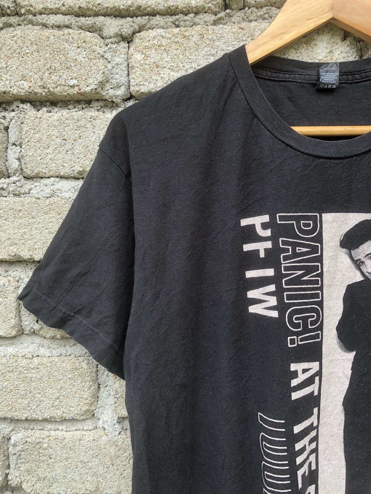 Band Tees × Nirvana × Vintage Band Panic At The Disco PFTW UK/EUR 2018 Tour Tshirt Size US L / EU 52-54 / 3 - 5 Thumbnail