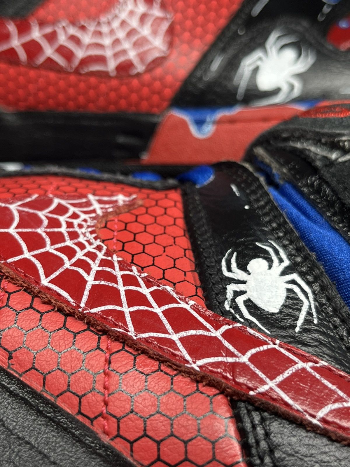 Nike 🕷️ Custom Nike SB Dunk Mid NikeiD Spider-Man Y2K Vintage EU42 Size US 8.5 / EU 41-42 - 9 Thumbnail