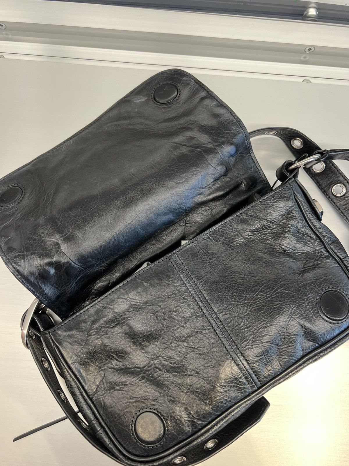 Balenciaga Balenciaga Small Messenger Cagole leather bag VINTAGE EFFECT Size ONE SIZE - 2 Thumbnail