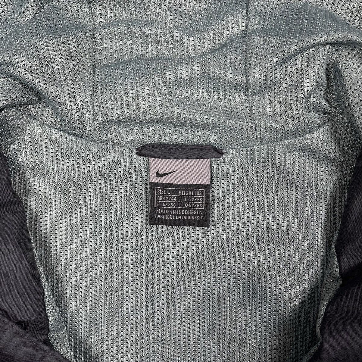 Nike Vintage Nike swoosh ninja nylon anorak light jacket 90’s Size US L / EU 52-54 / 3 - 11 Thumbnail