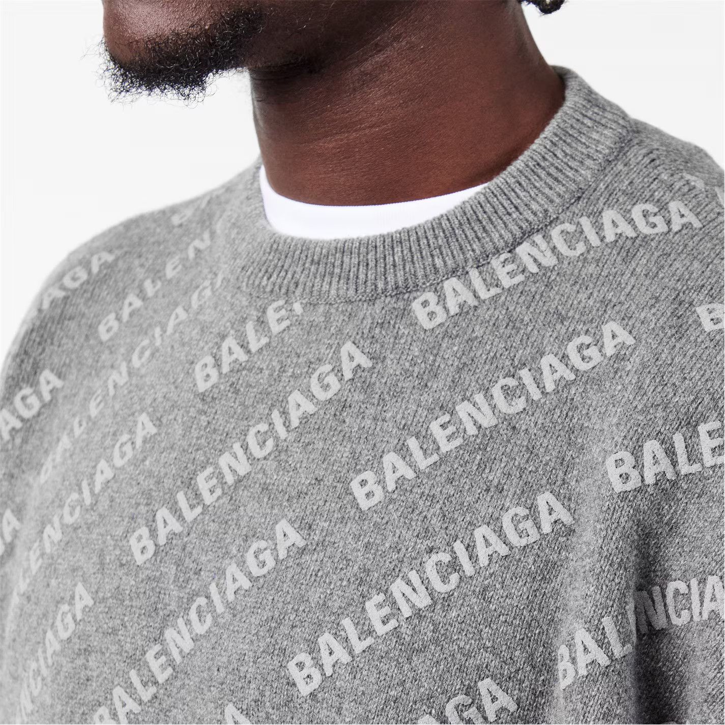 Balenciaga o1g2r1mq0226 All Over Logo Sweater In Heather Grey Size US XS / EU 42 / 0 - 4 Thumbnail