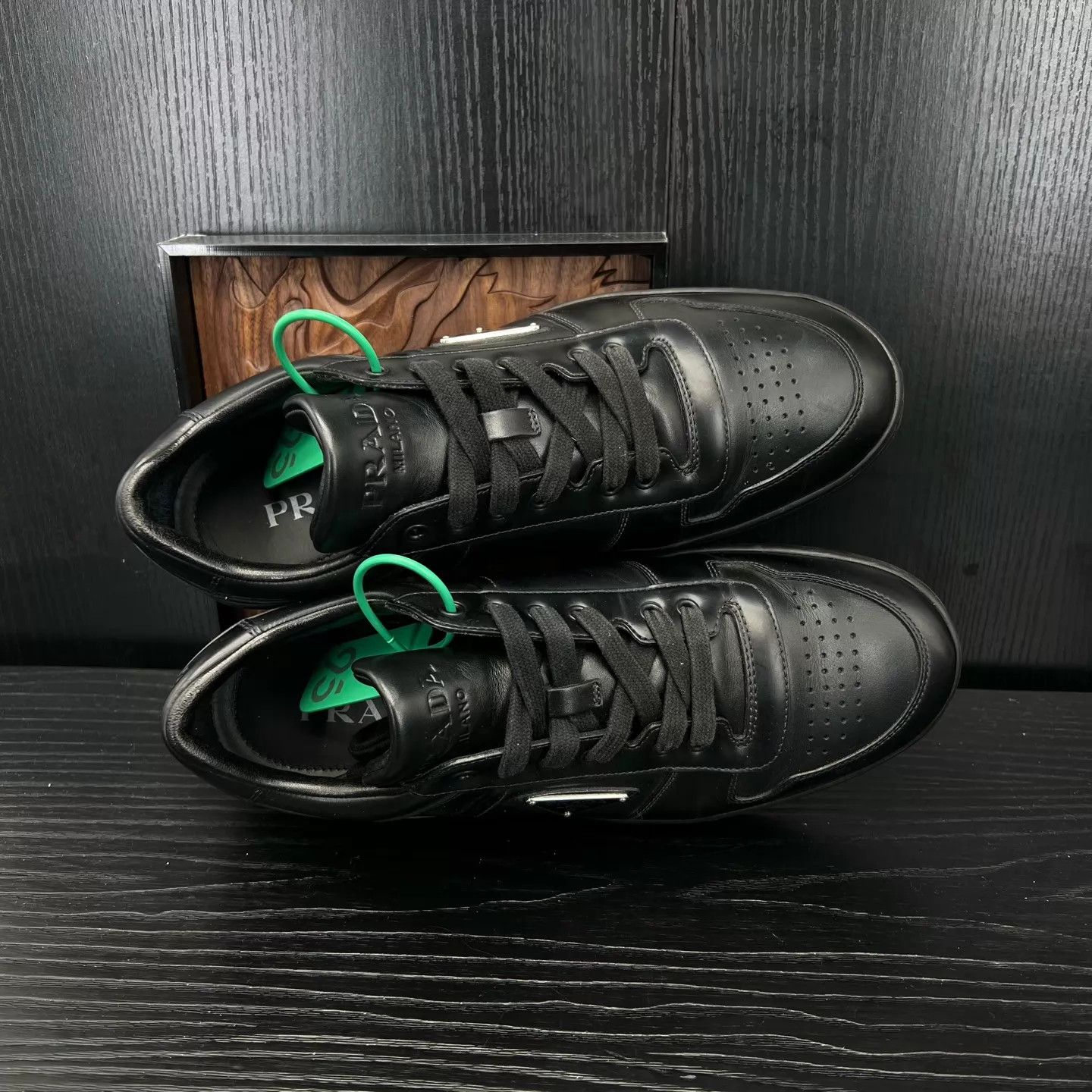 Prada PRADA Downtown Black 8/42 Like New Size US 8 / EU 41 - 3 Thumbnail