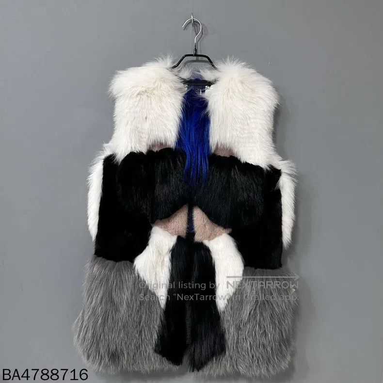 Fendi Fendi Karl Lagerfeld Monogram Mink Fur Size XS / US 0-2 / IT 36-38 - 3 Thumbnail