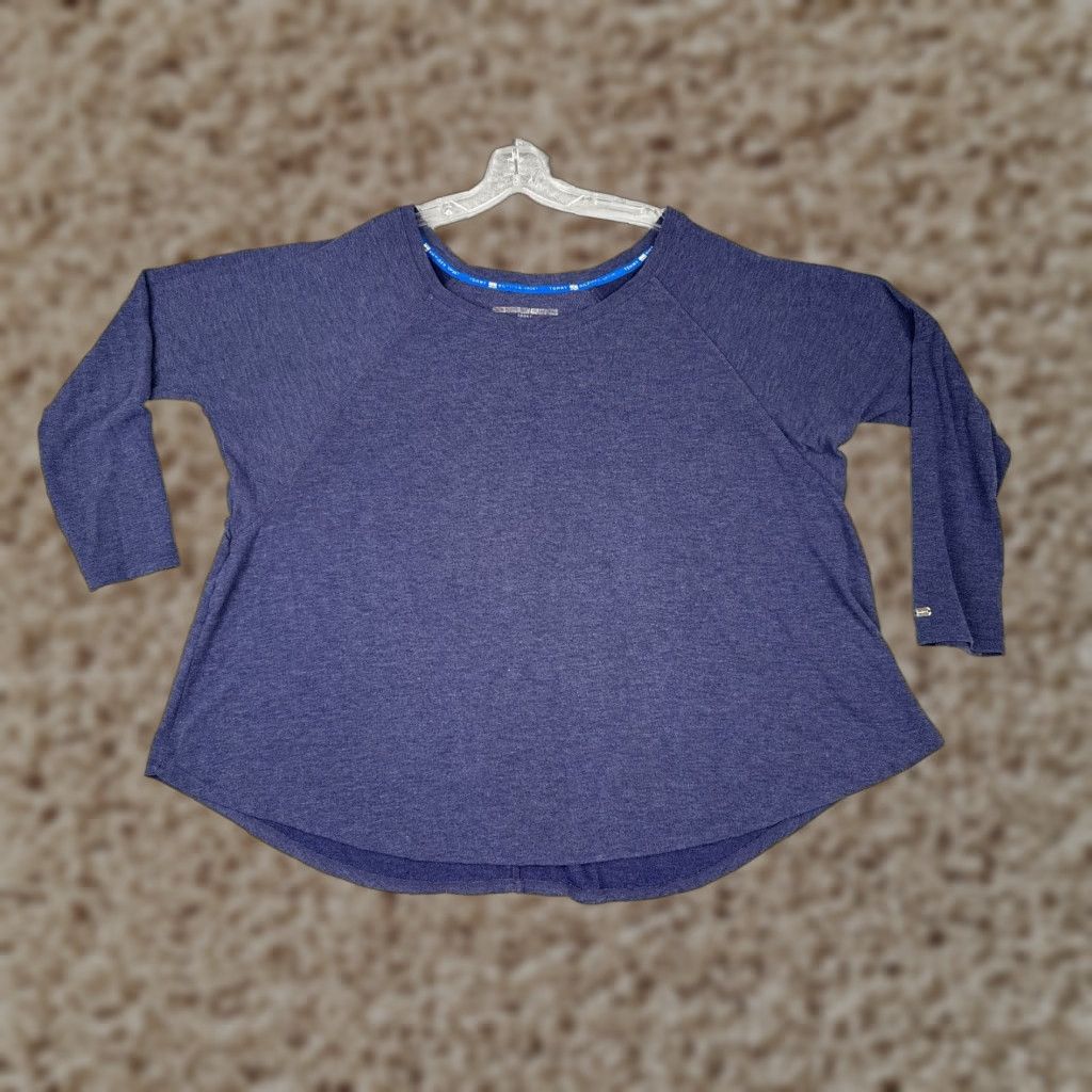 Tommy Hilfiger Tommy Hilfiger Sport Shirt Women XL Blue Long Sleeve Polyester Blend Size XL / US 12-14 / IT 48-50 - 1 Thumbnail