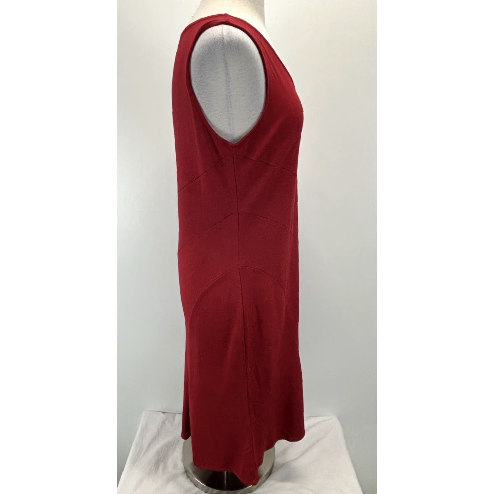 Loft VINTAGE LOFT Ann Taylor LOFT tank Knee Length Dress 14 Women’s Red Knit Sleeveless Sheath V-Neck Dress Size XL / US 12-14 / IT 48-50 - 4 Thumbnail