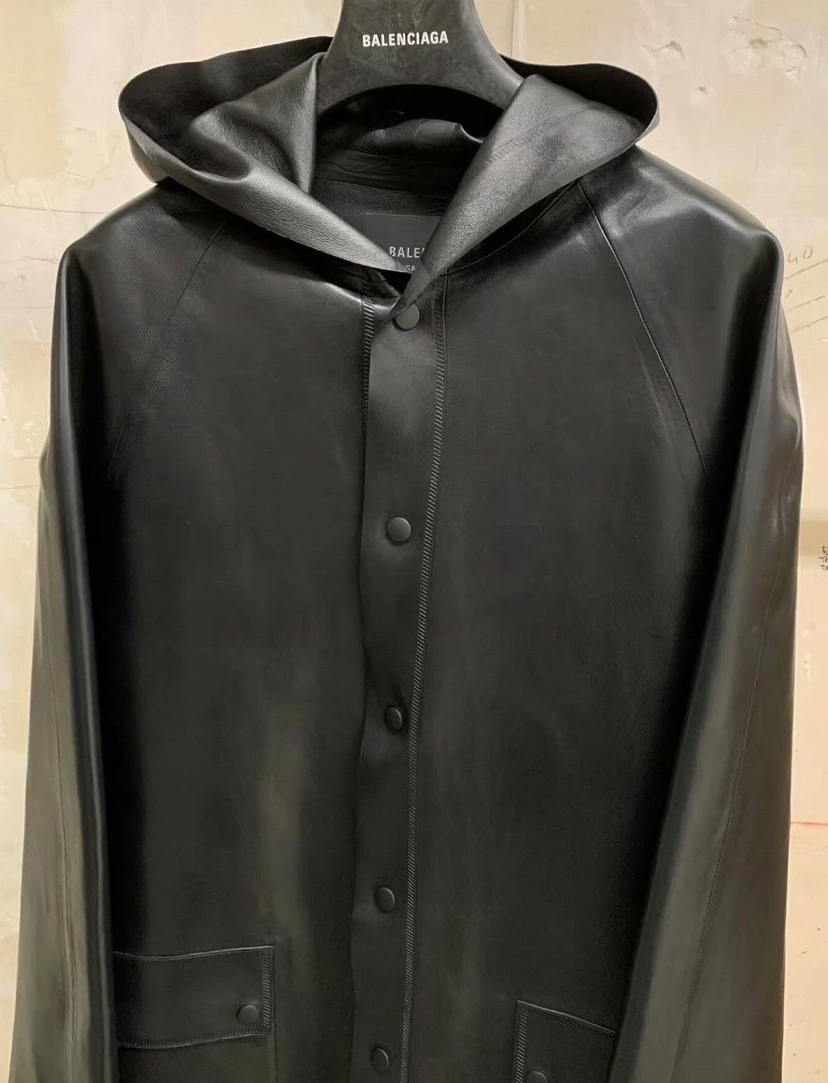 Balenciaga $12K VALUE ⭐️LOOK 24⭐️Balenciaga Leather Car Coat Size US M / EU 48-50 / 2 - 2 Thumbnail