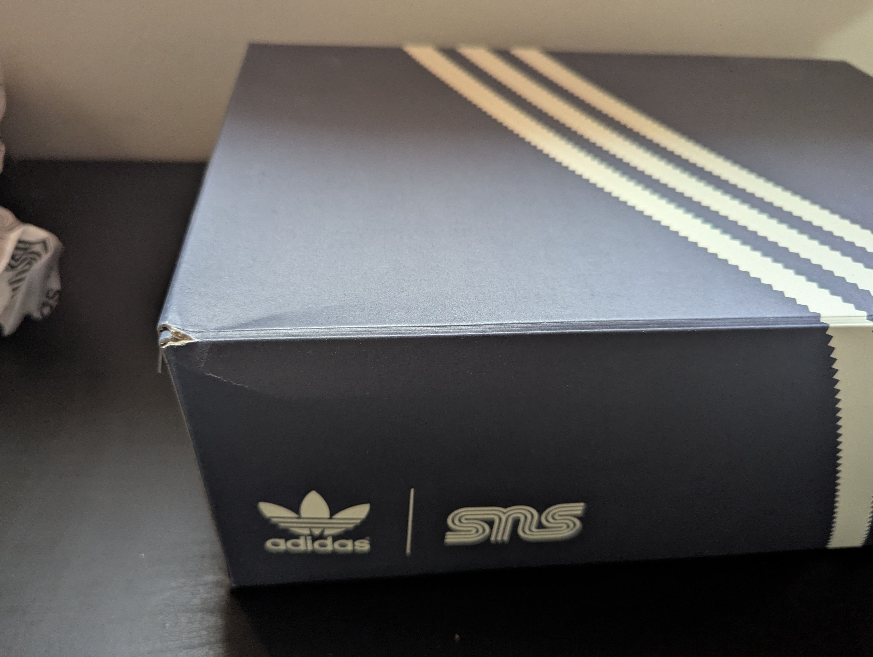 Adidas × Sneakersnstuff Adidas Samba OG x Sneakersnstuff Size US 11 / EU 44 - 8 Thumbnail