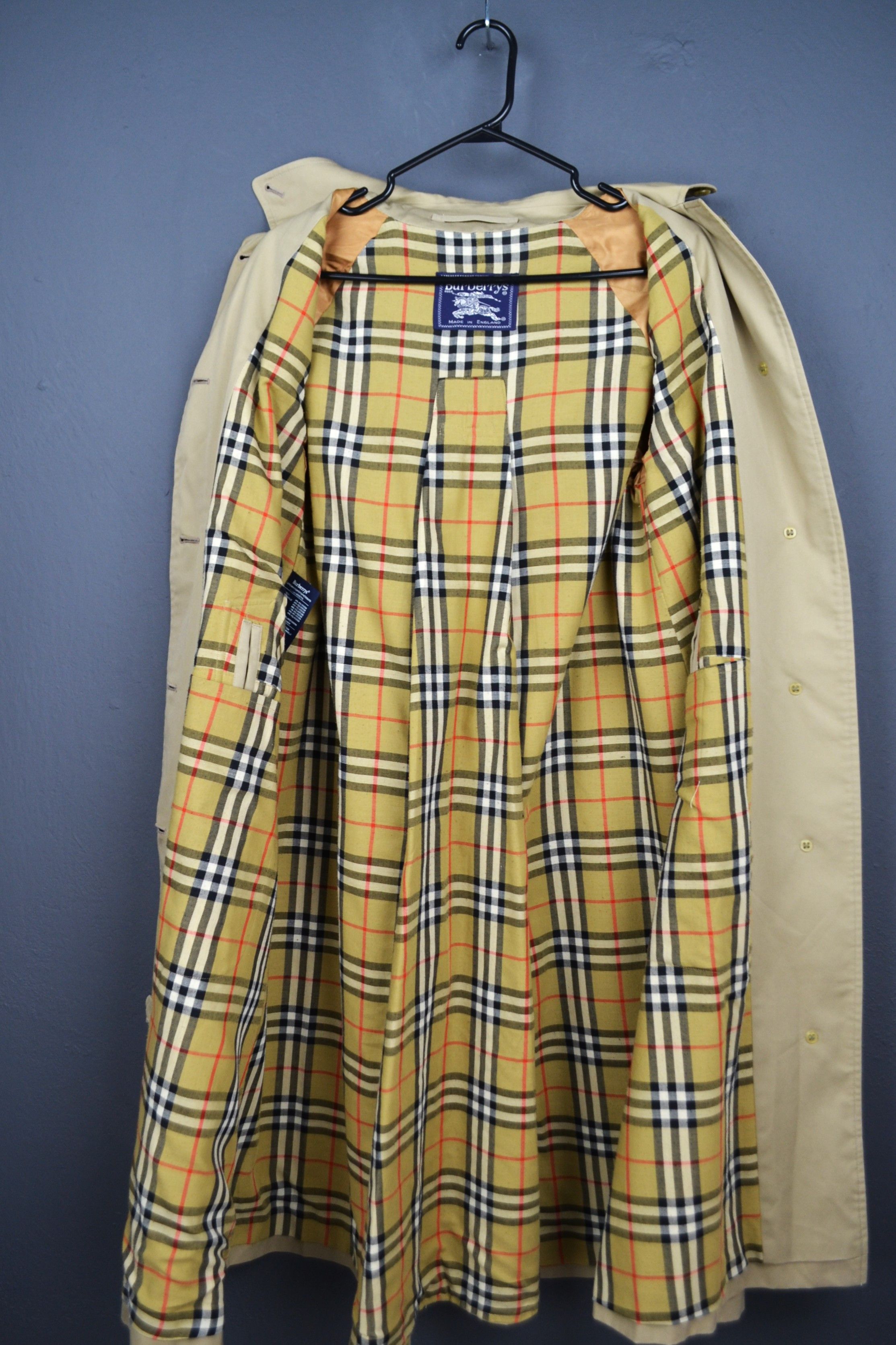 Burberry Burberry's Vintage Hooded Trenchcoat Coat Beige 10 XL Size L / US 10 / IT 46 - 13 Thumbnail