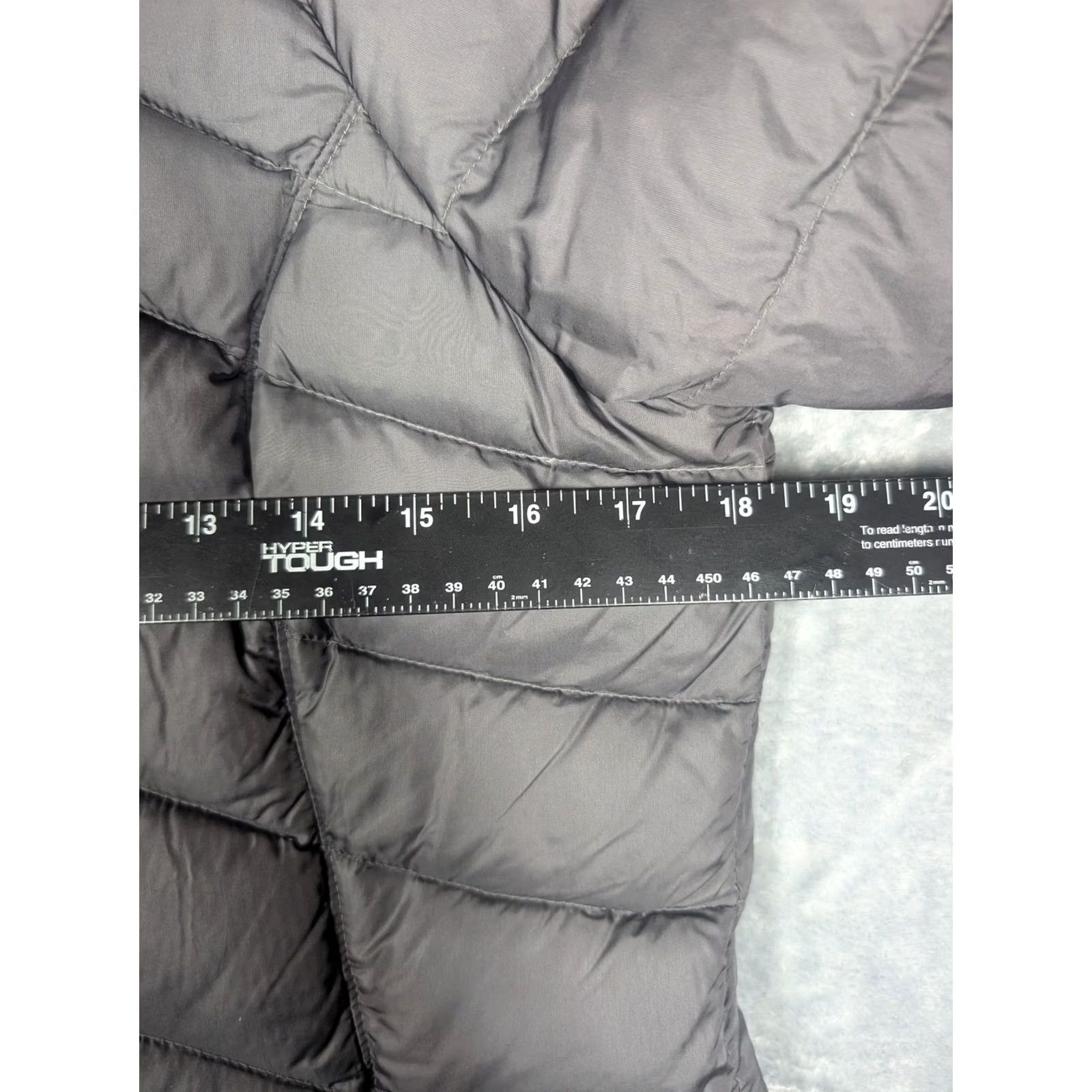 The North Face VINTAGE? The North Face Jacket Womens Small Gray 600 Down Puffer Mid Length Warm Size S / US 4 / IT 40 - 3 Thumbnail