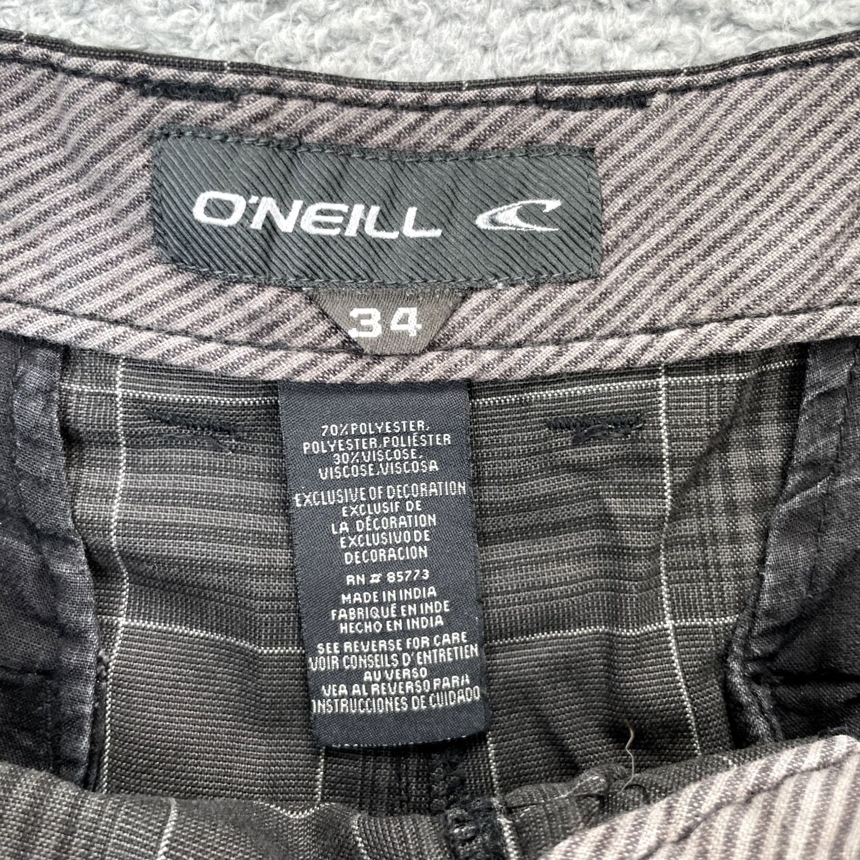 O'Neill VINTAGE O'Neill Shorts Men 34 Gray Chino Windowpane Plaid Viscose Surf Skate y2k Size US 34 / EU 50 - 3 Thumbnail