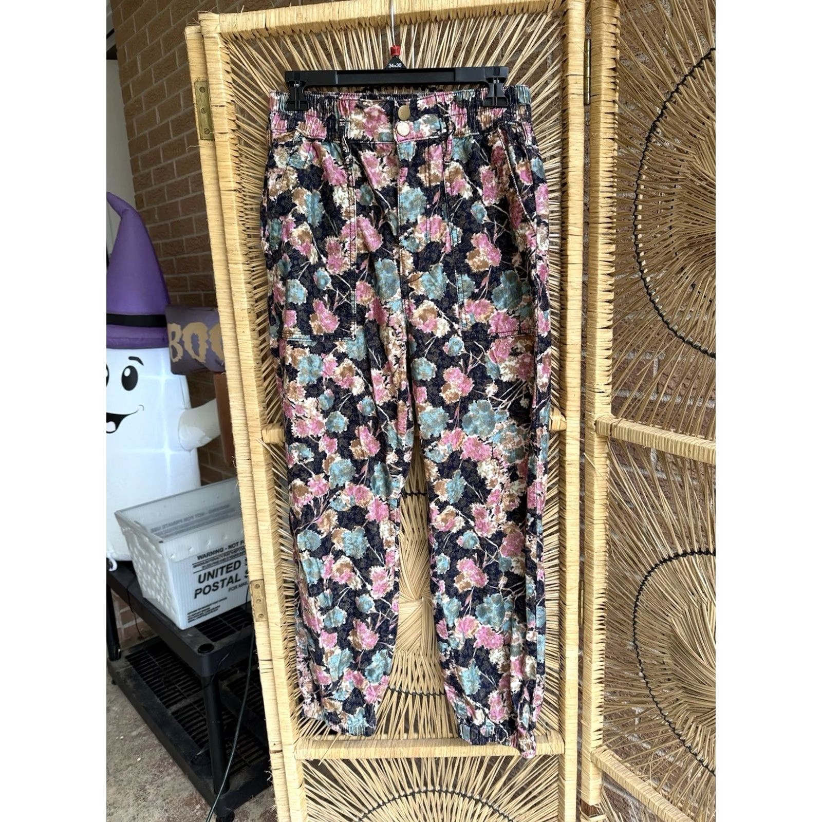 Anthropologie Anthropologie Jogger Pants Floral Corduroy Cotton S Multicolor Women EUC Size 28" / US 6 / IT 42 - 2 Thumbnail