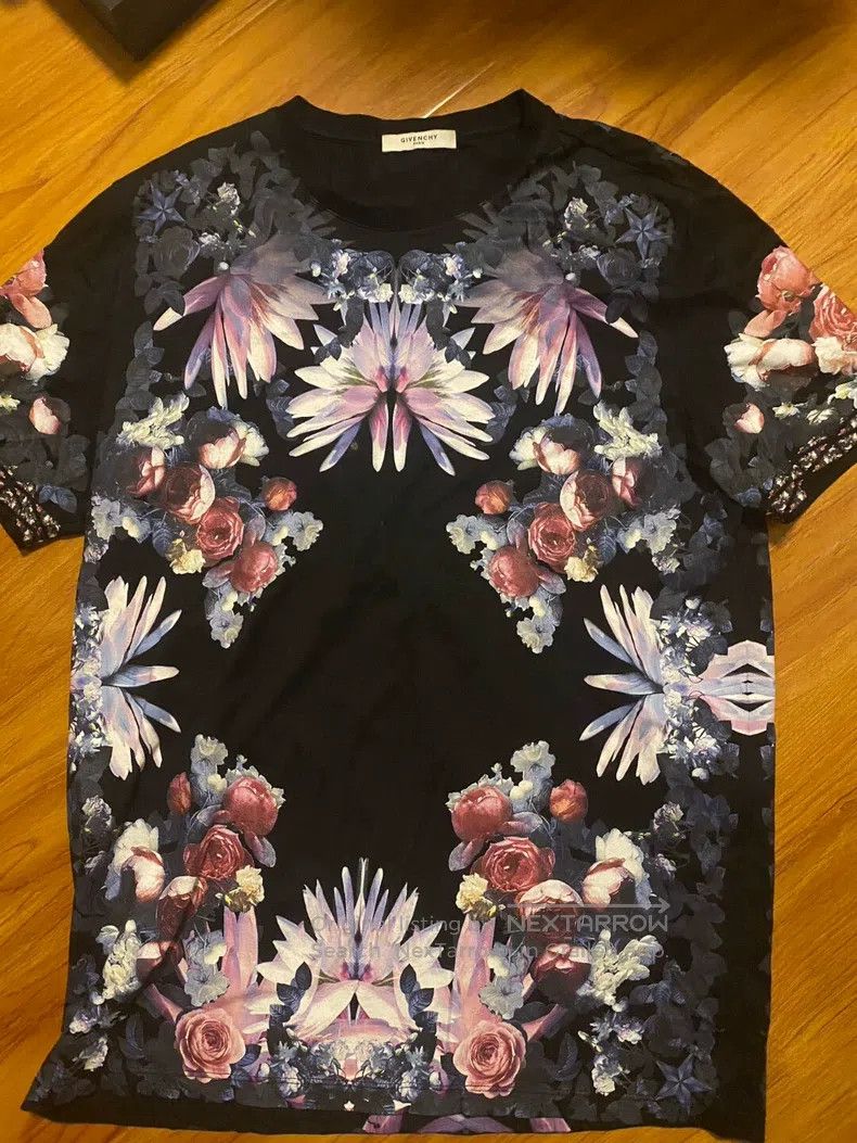 Givenchy Givenchy Floral short-sleeved Size US M / EU 48-50 / 2 - 1 Thumbnail