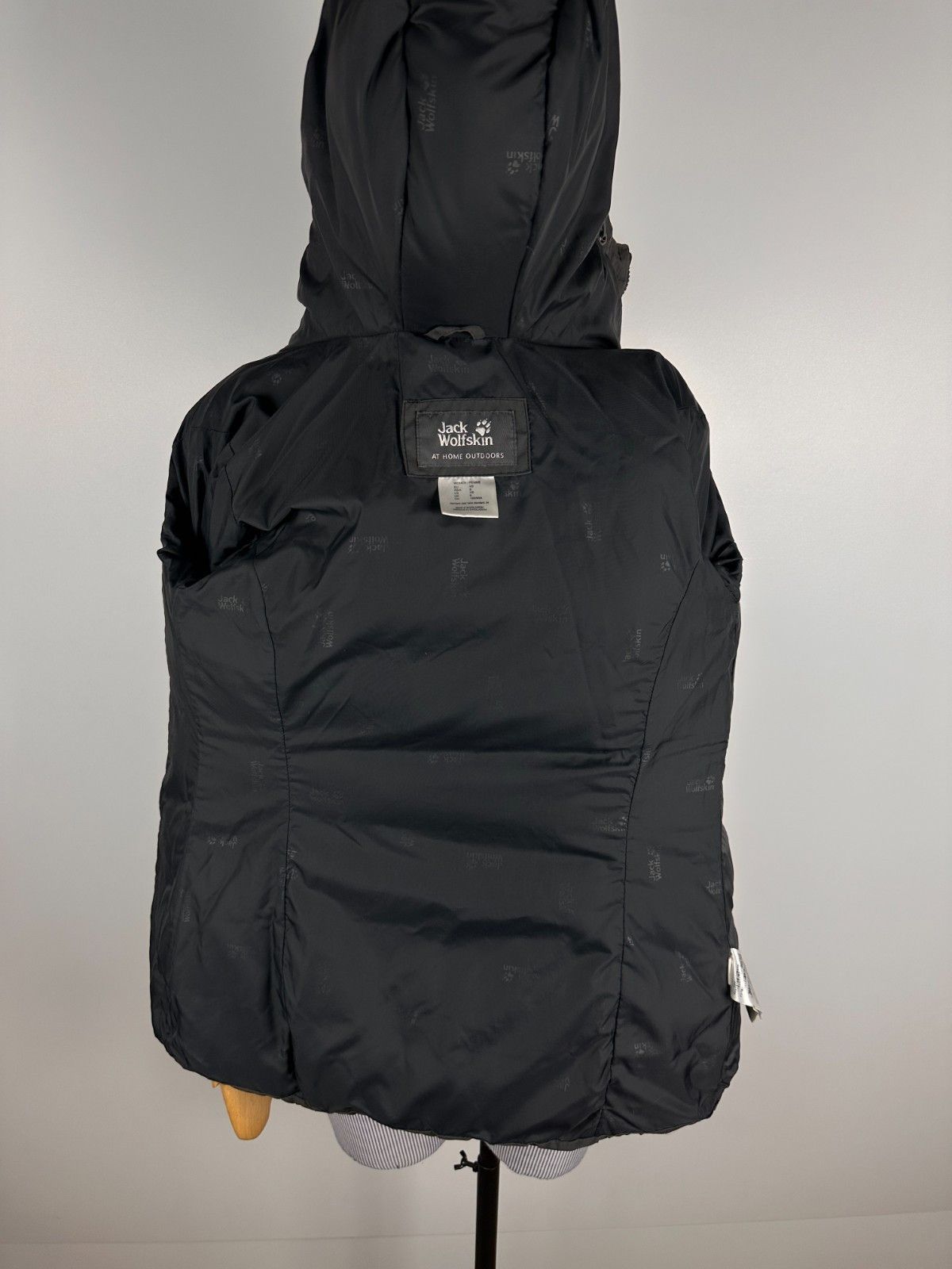 Jack Wolfskin Ladies Jack Wolfskin Stormlock Puffer Down Jacket Size XS Size XS / US 0-2 / IT 36-38 - 9 Thumbnail