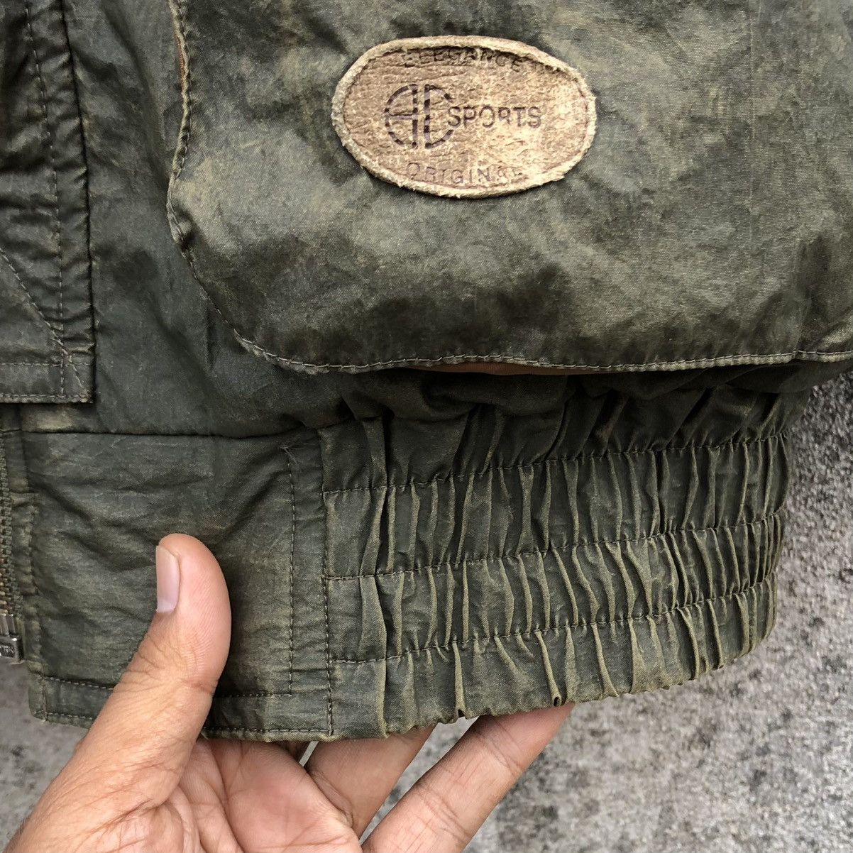 Vintage Vintage 90s Aceman Sun Faded Bomber Jacket Size US L / EU 52-54 / 3 - 14 Thumbnail
