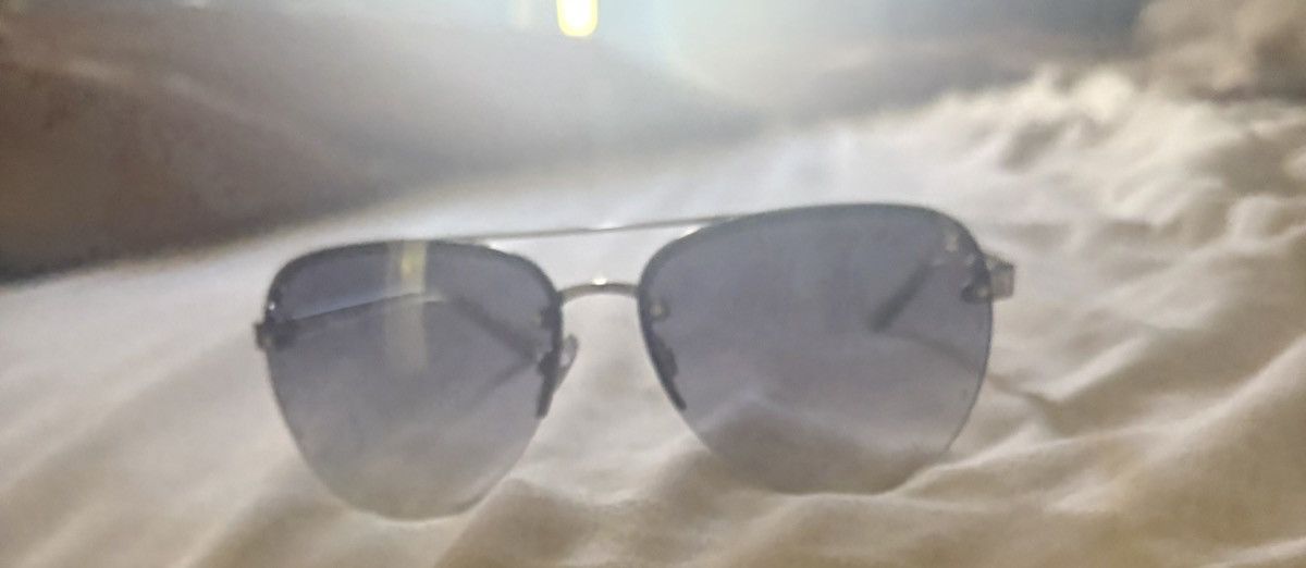 Other Women’s Diamond Stud Silver Metal Aviator Sunglasses Size ONE SIZE - 8 Thumbnail