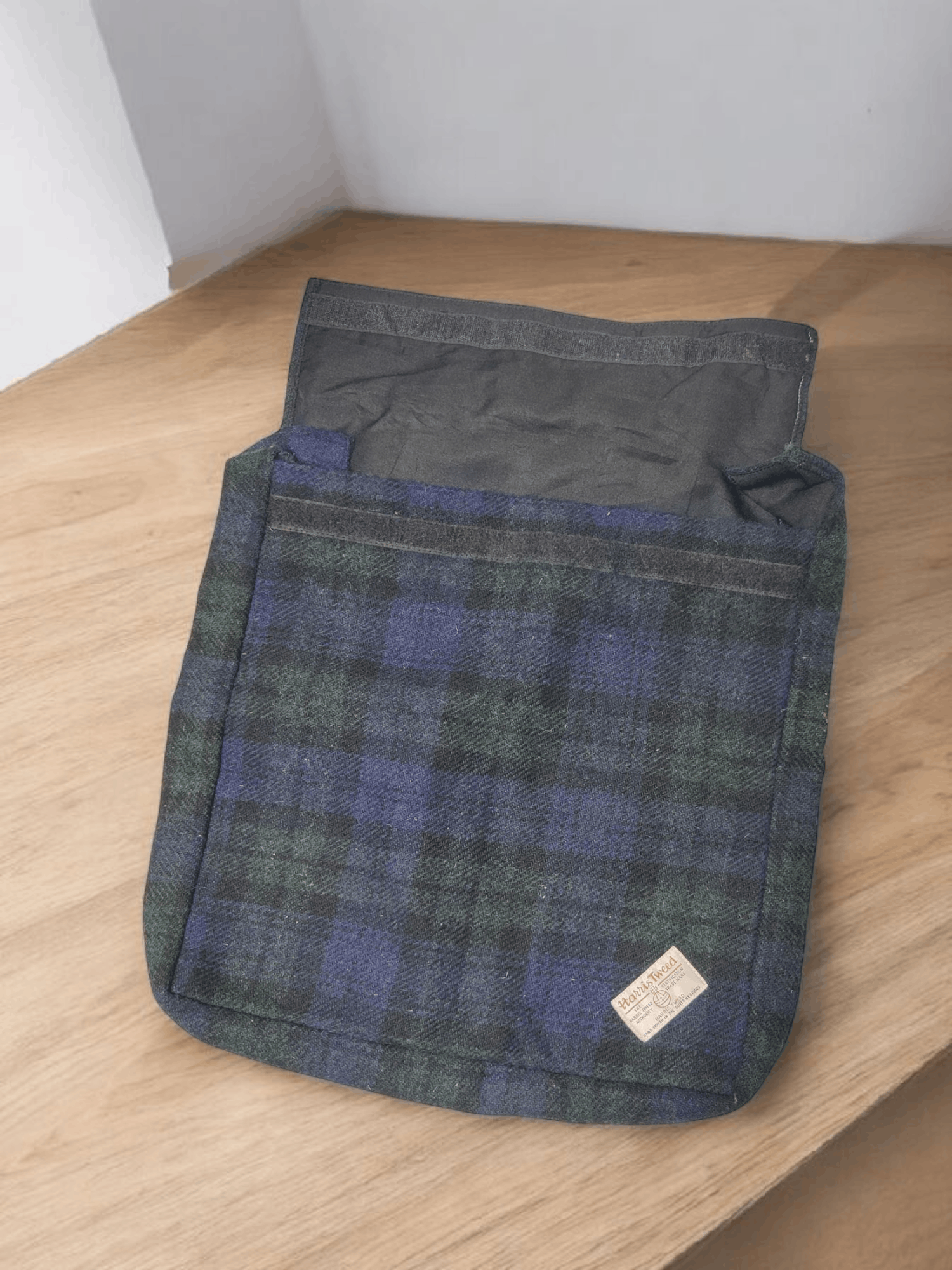 Harris Tweed Vintage Harris Tweed Hand Woven Wool Tote Bag Size ONE SIZE - 2 Thumbnail