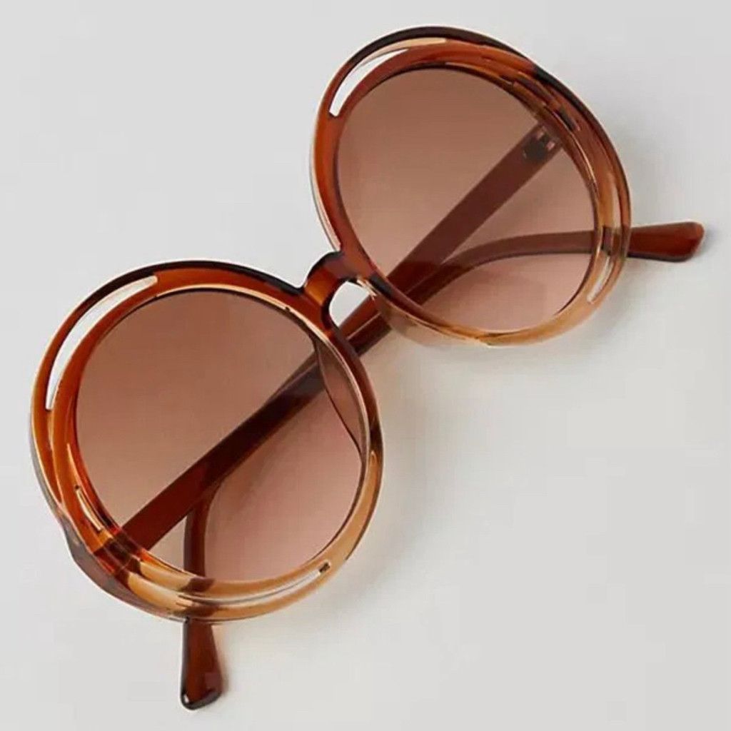 Free People NWT Free People Wavy Baby Round Sunglasses Size ONE SIZE - 1 Thumbnail
