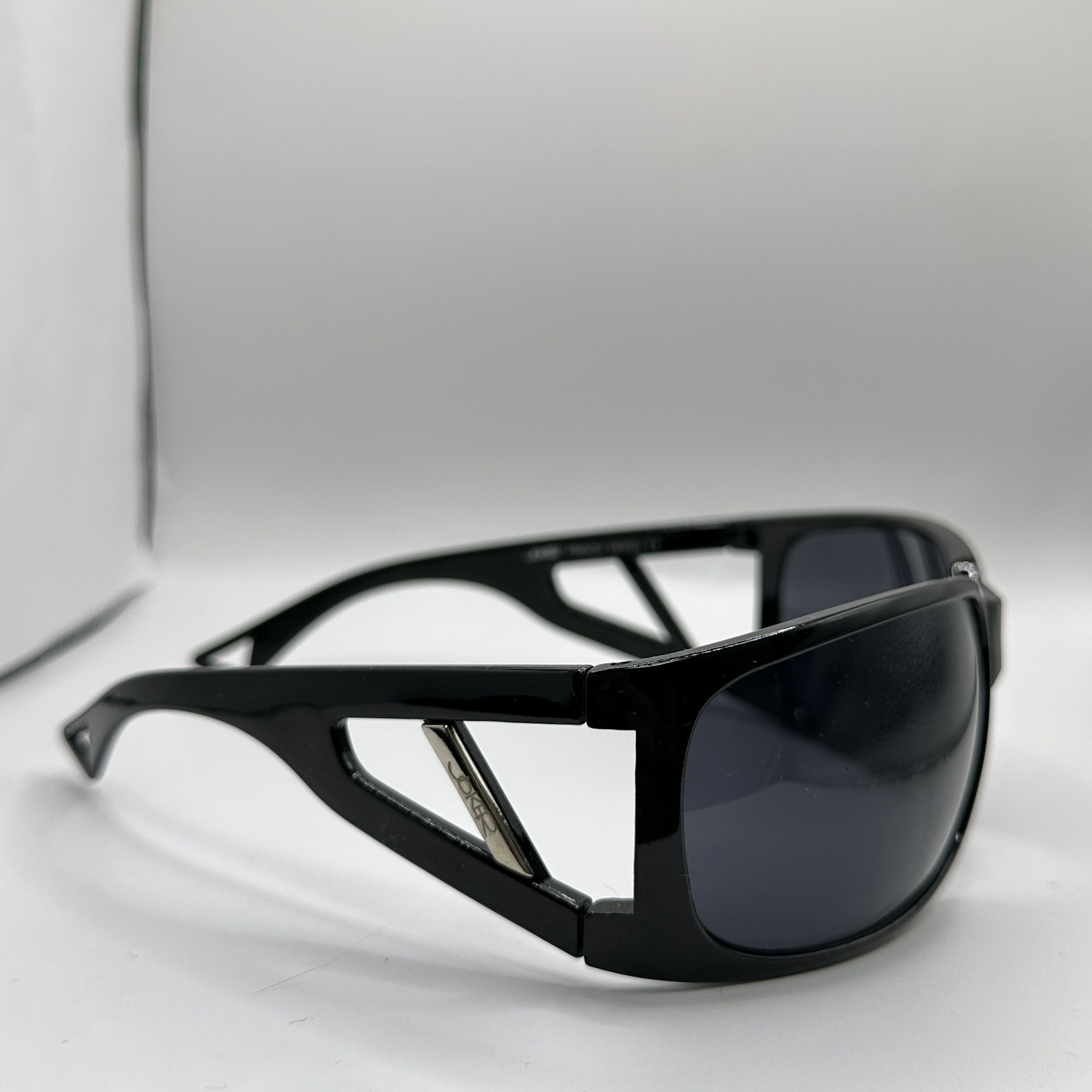 Vintage Vintage Avant Garde Mask Sunglasses Y2K Size ONE SIZE - 2 Thumbnail