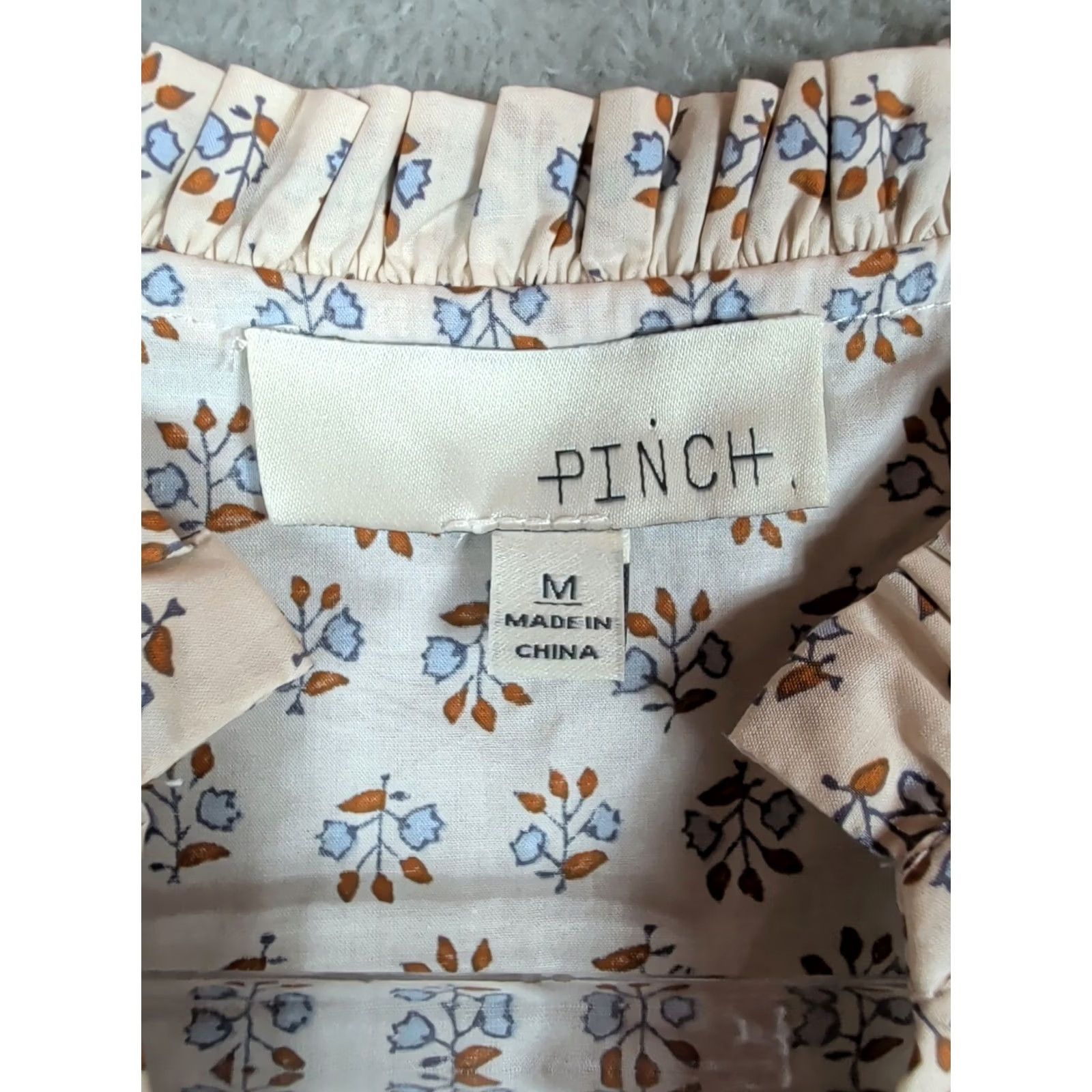 Vintage PINCH Floral Puff Sleeve Blouse Ruffle Neck Button Front Top M Cottagecore Women Size M / US 6-8 / IT 42-44 - 4 Thumbnail