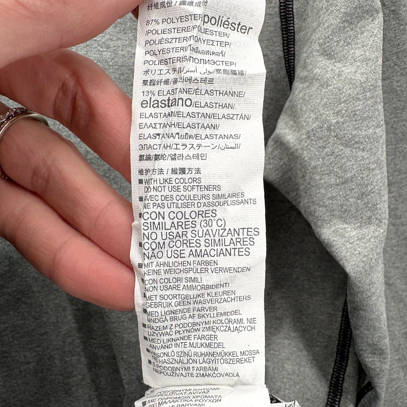 Under Armour Under Armour ColdGear Shirt Mens L Gray Mock Neck Thermal Gym Compression Long Sleeve Molded for Running & Gym Size US L / EU 52-54 / 3 - 5 Thumbnail