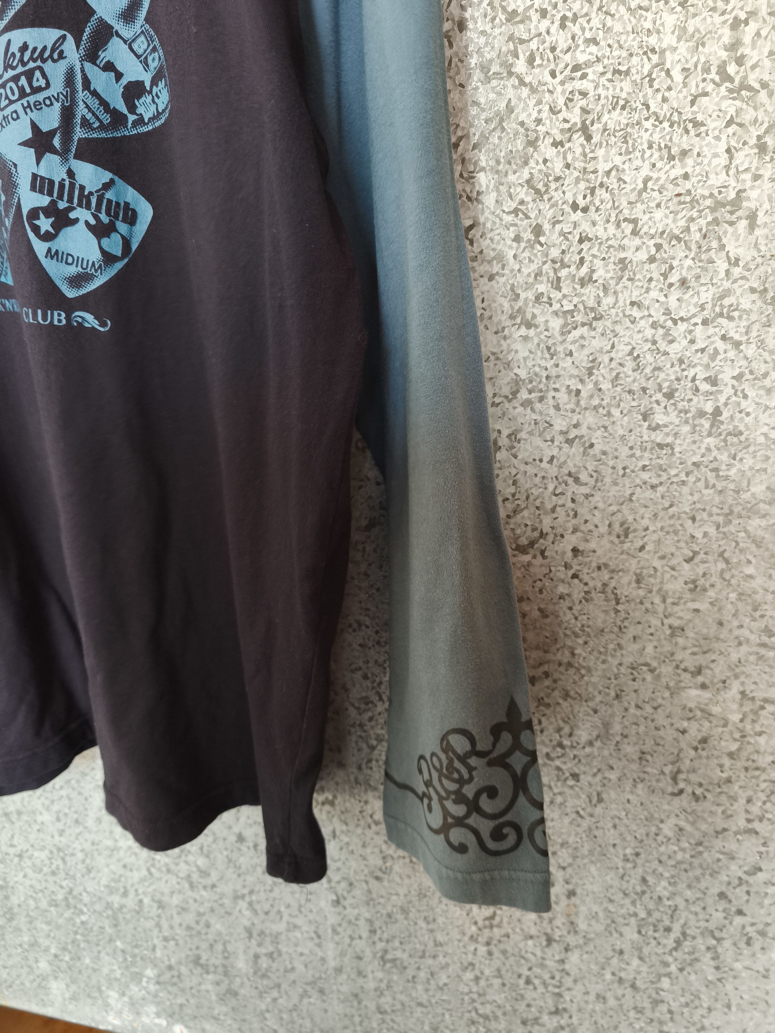 Band Tees Studio 696 Milktub t shirt long sleeve Size US XL / EU 56 / 4 - 9 Thumbnail