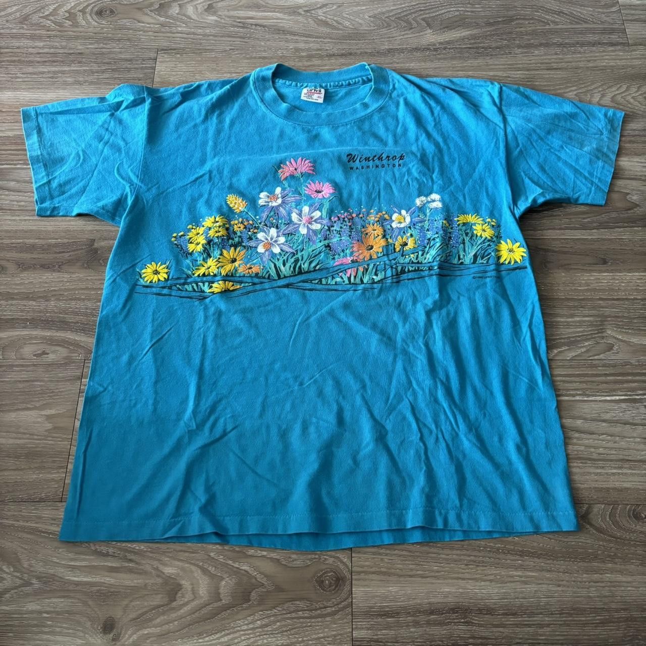 Vintage Crazy Vintage 90s Flower Garden Wrap Around Graphic Tee! Size XL Size US XL / EU 56 / 4 - 1 Thumbnail
