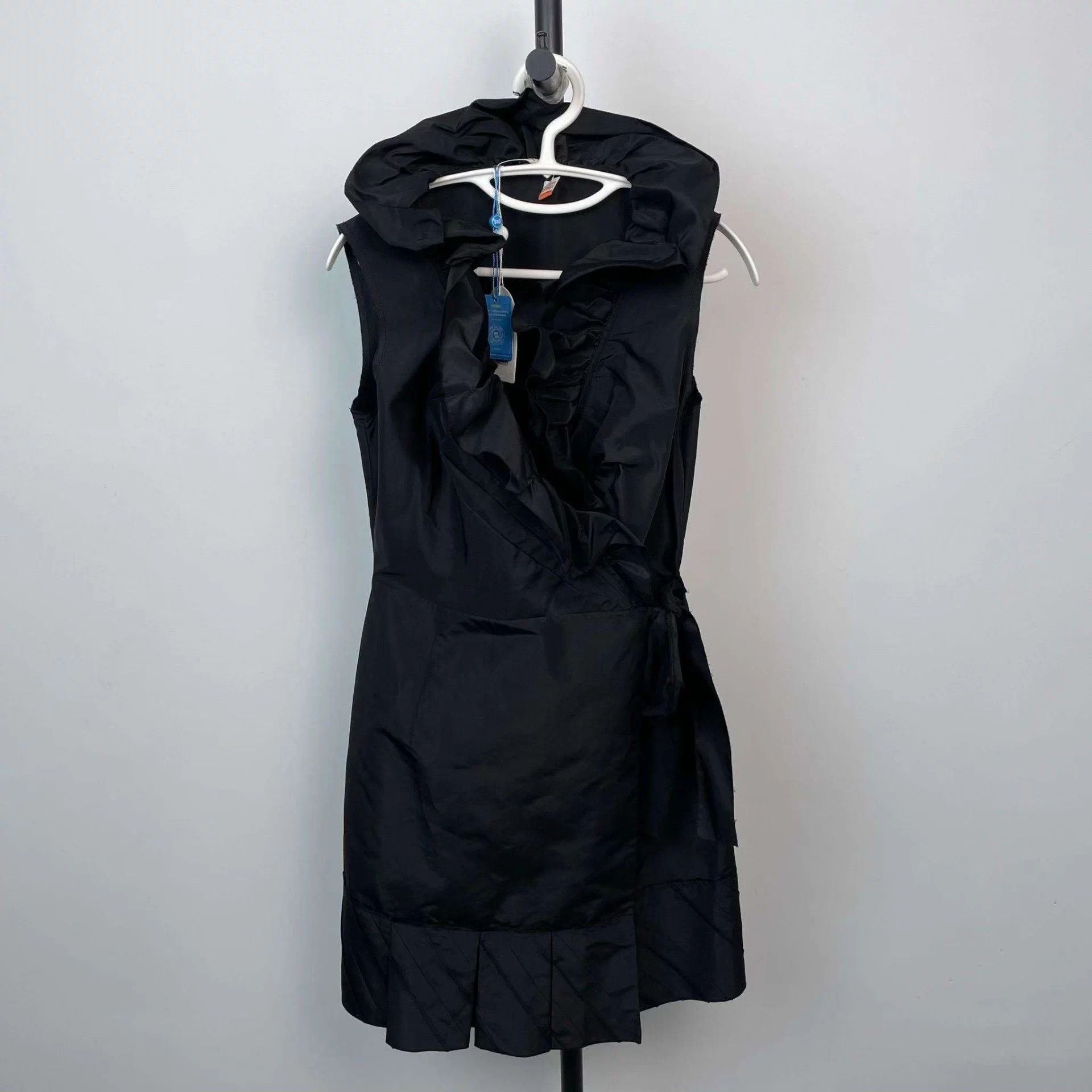 Prada Prada Black Long Dress 42 Size M / US 6-8 / IT 42-44 - 1 Thumbnail