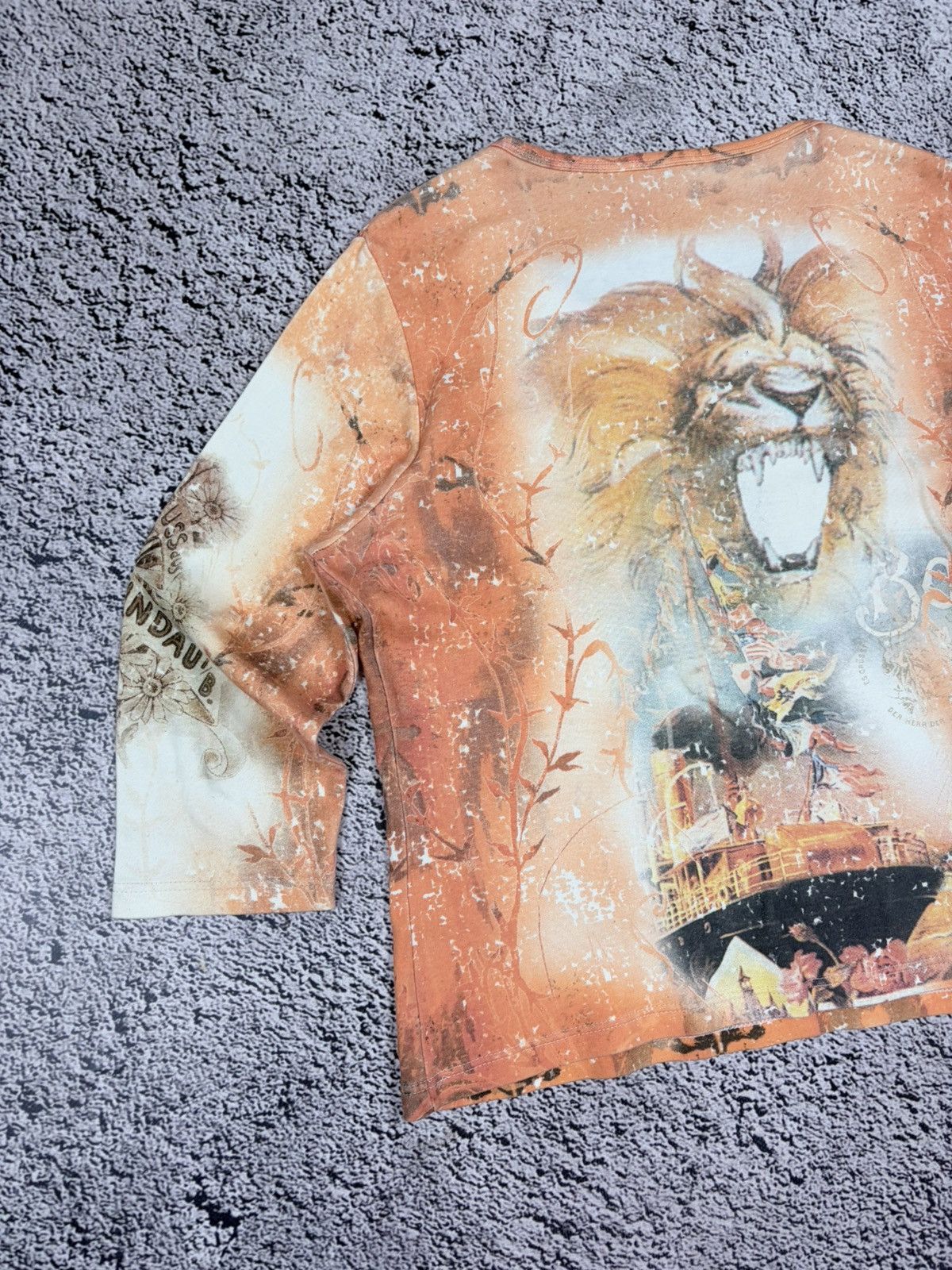 Japanese Brand Vintage Y2K Grunge Angel Lion All Over Print Top Size M Size L / US 10 / IT 46 - 8 Thumbnail