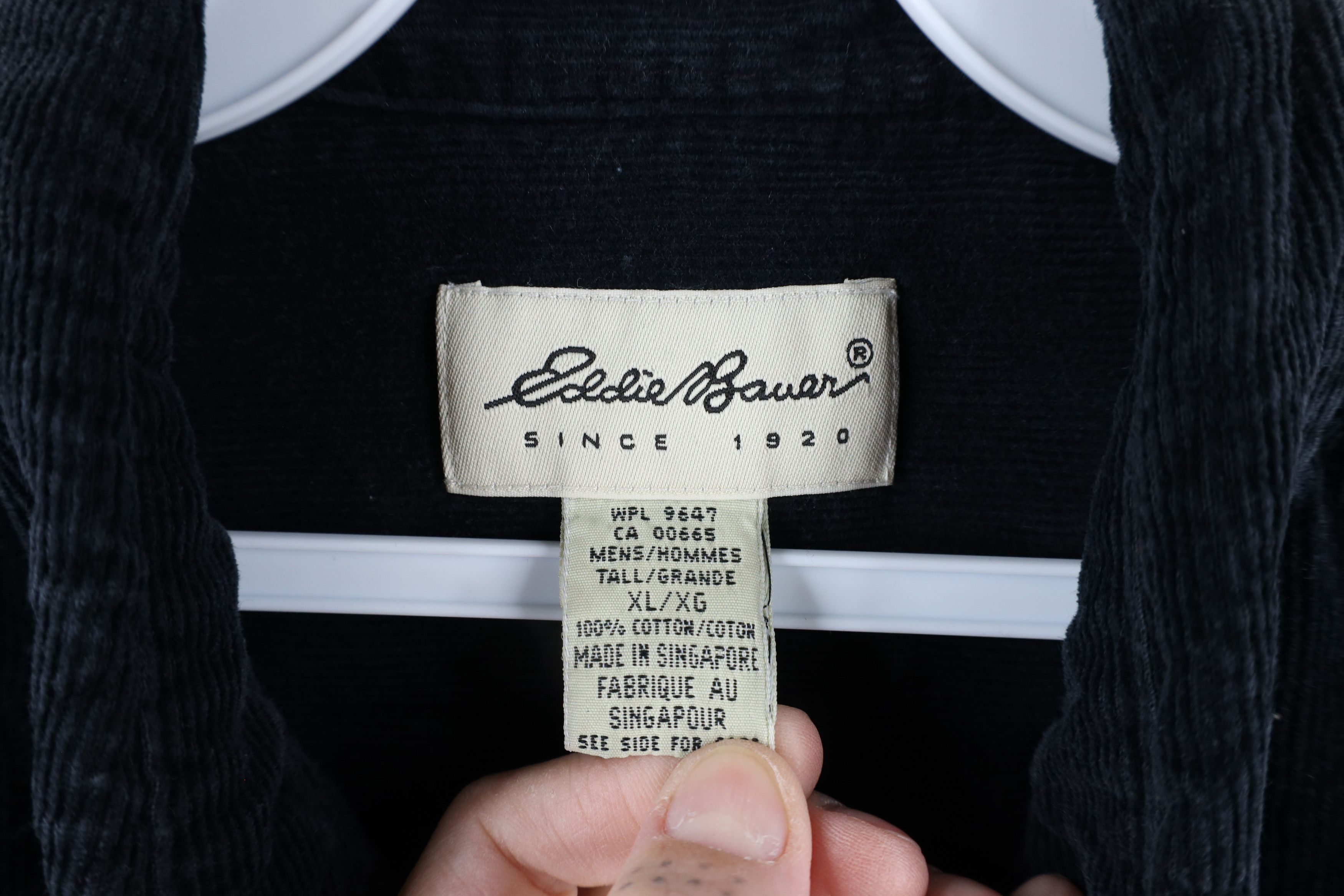 Eddie Bauer × Vintage Vintage 90s Eddie Bauer Collared Button Down Shirt Black Size US XL / EU 56 / 4 - 13 Thumbnail
