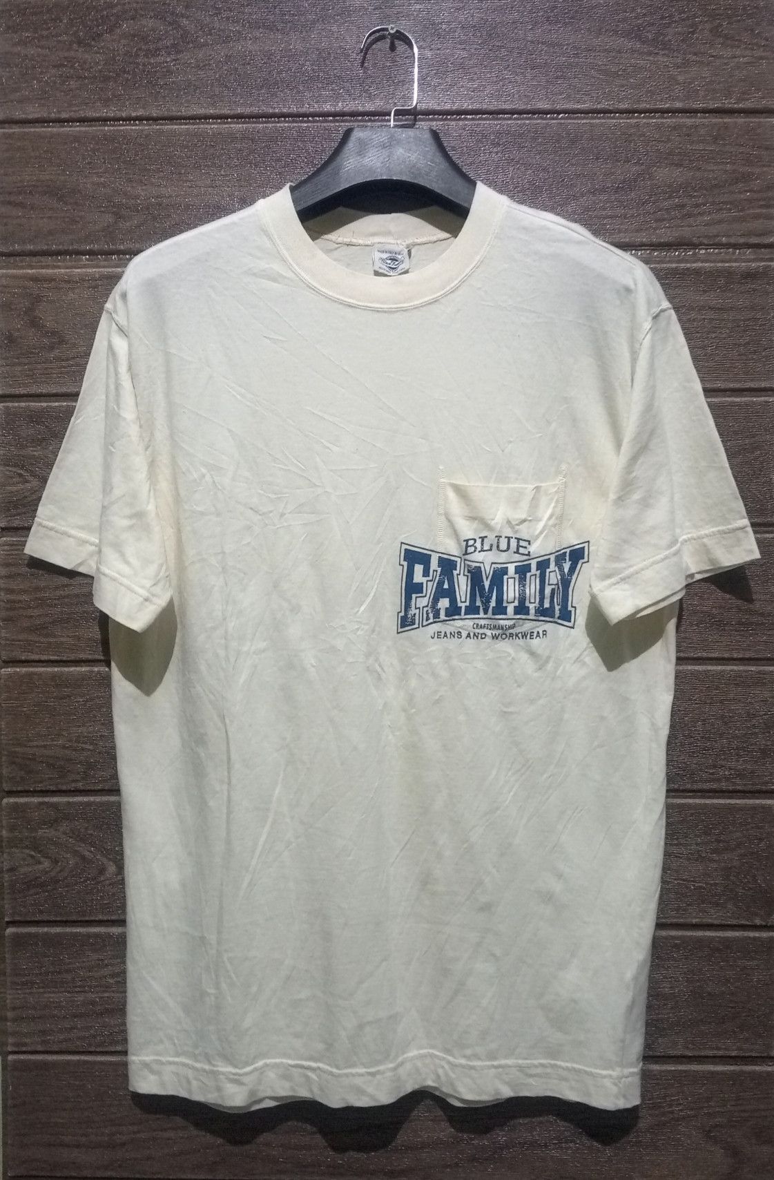 Benetton Vintage Blue Family by Benetton Pocket Tee Made in Italy Size US L / EU 52-54 / 3 - 1 Thumbnail