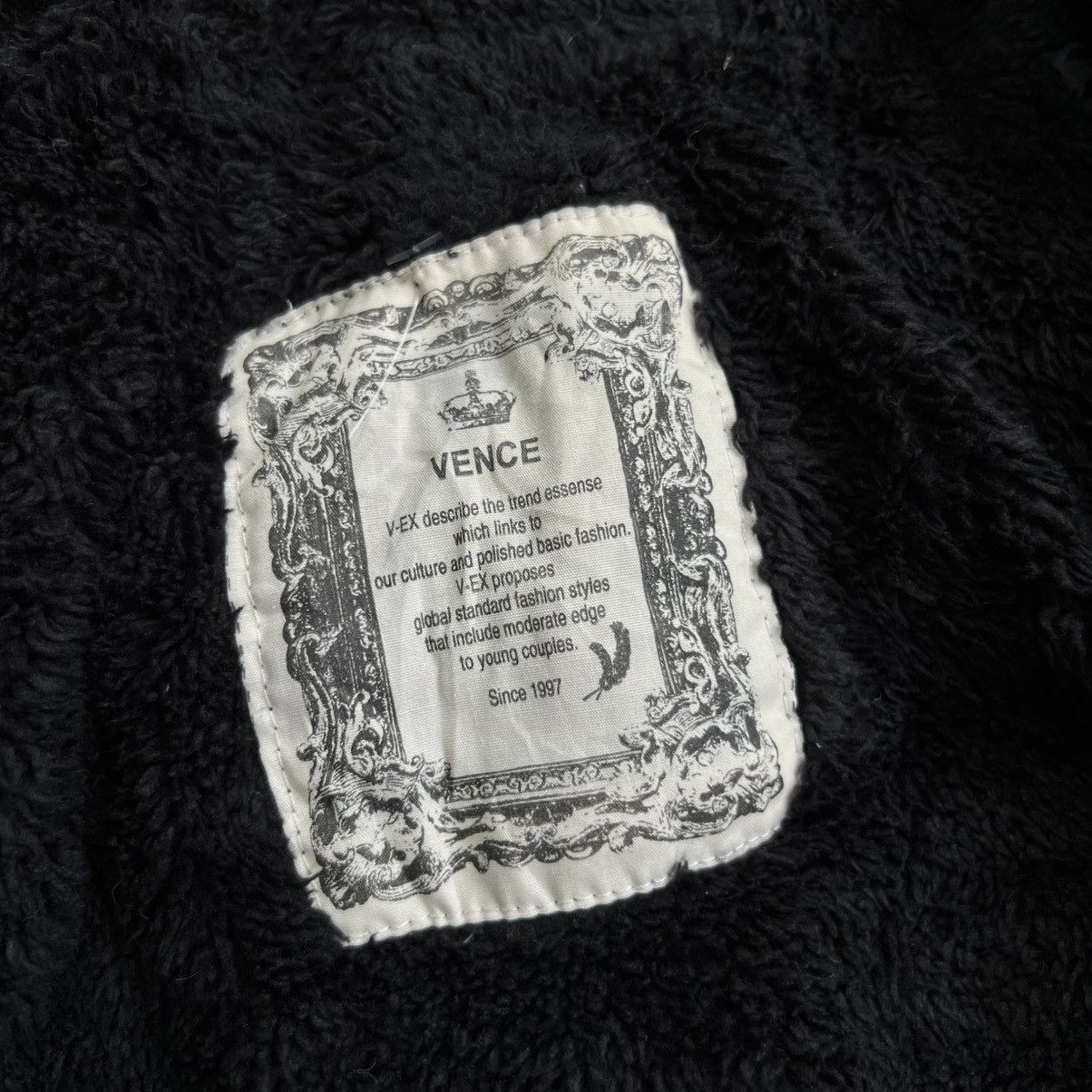 Japanese Brand 2000s Vence Exchange Raccoon Fur Hooded Military Jacket Size US M / EU 48-50 / 2 - 12 Thumbnail