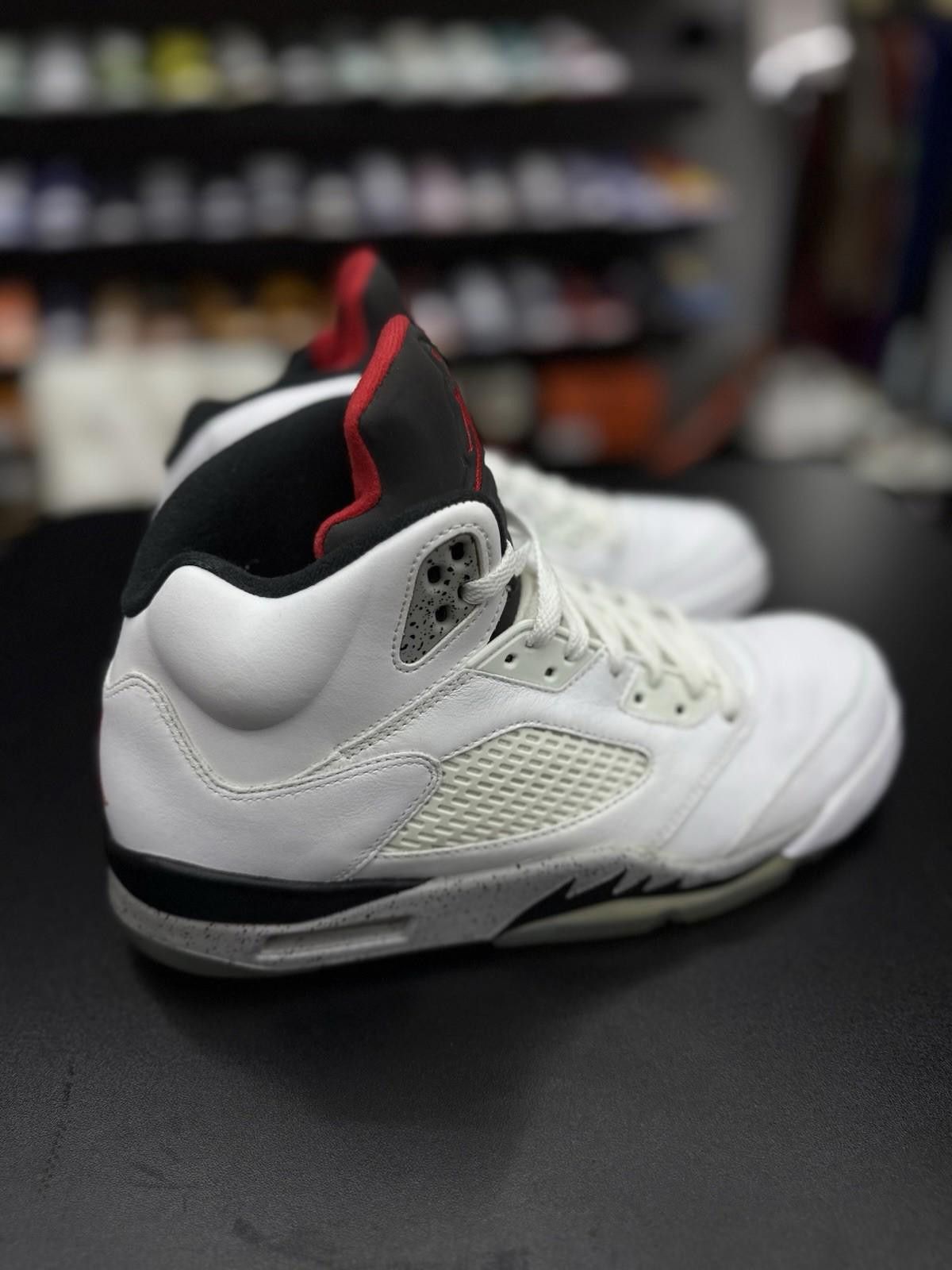 Jordan Brand Size 10.5 - Air Jordan 5 Retro White Cement (136027-104) Size US 10.5 / EU 43-44 - 2 Thumbnail