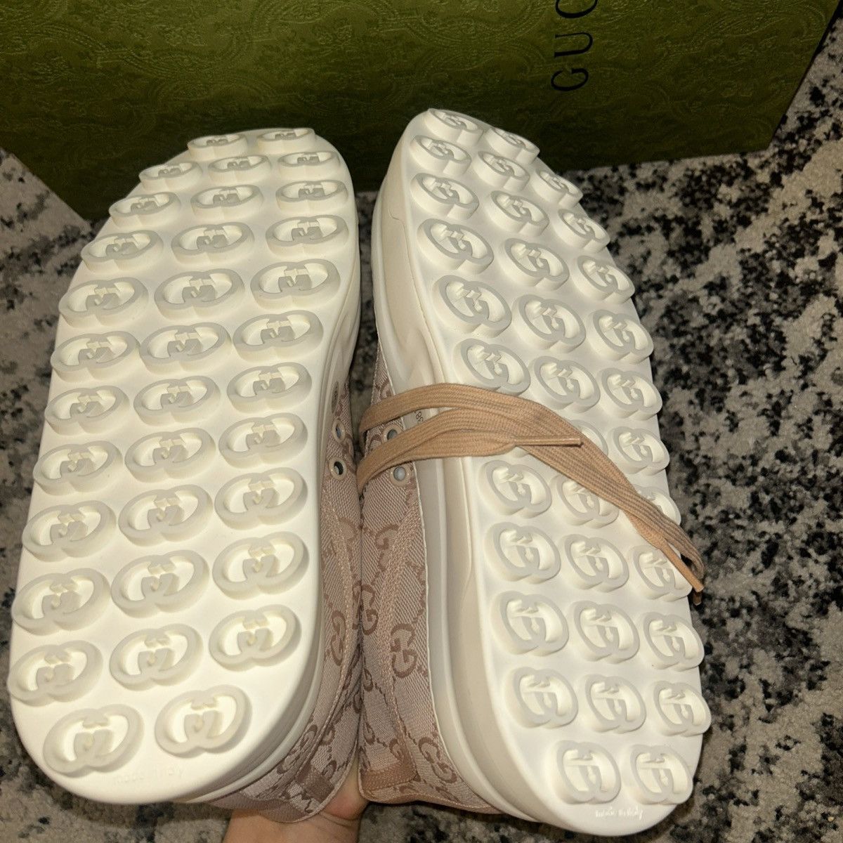 Gucci Gucci GG High Top Sneaker Rose size 38.5 Size US 8.5 / IT 38.5 - 6 Thumbnail