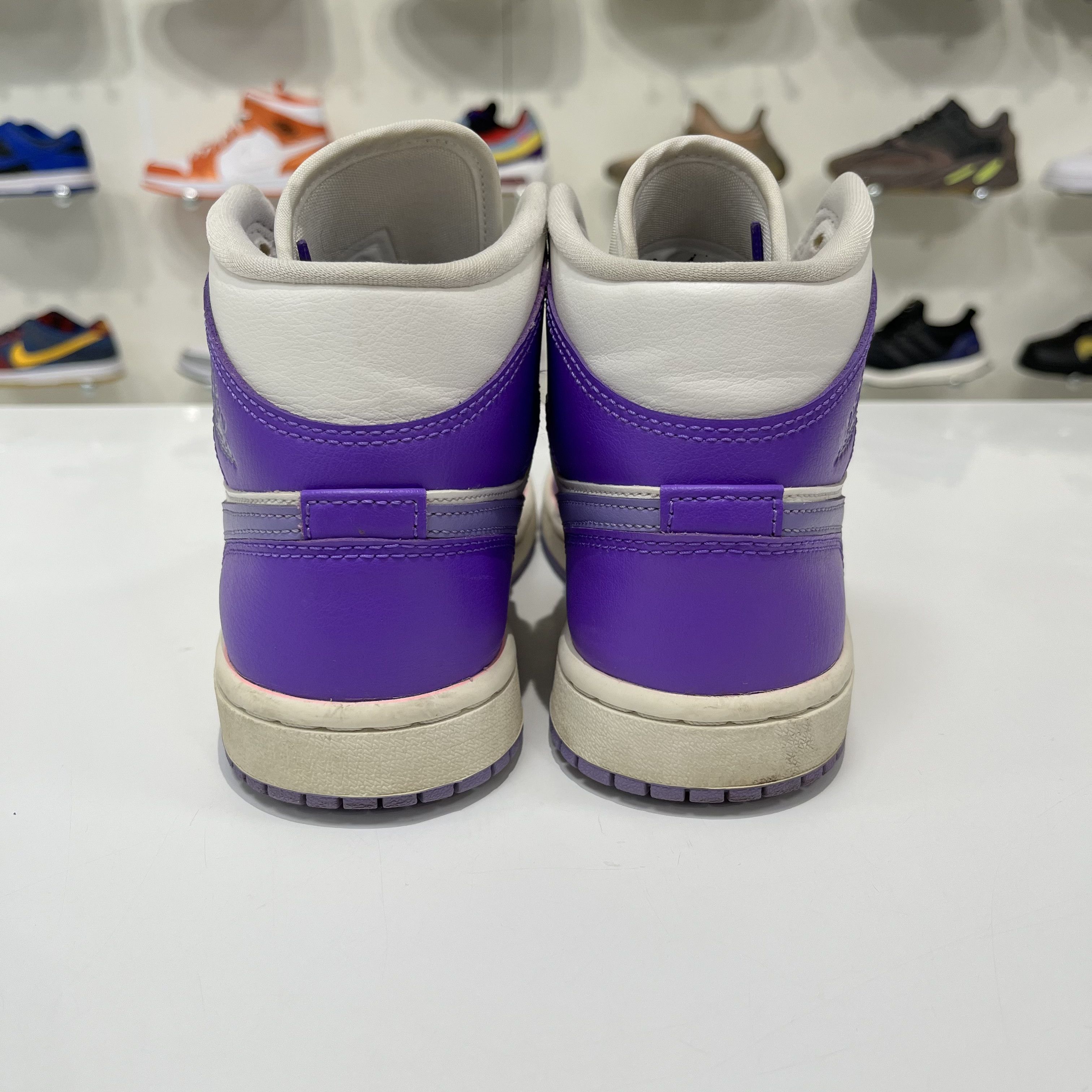 Nike Air Jordan 1 Mid Action Grape (W) Size US 5.5 / IT 35.5 - 5 Thumbnail