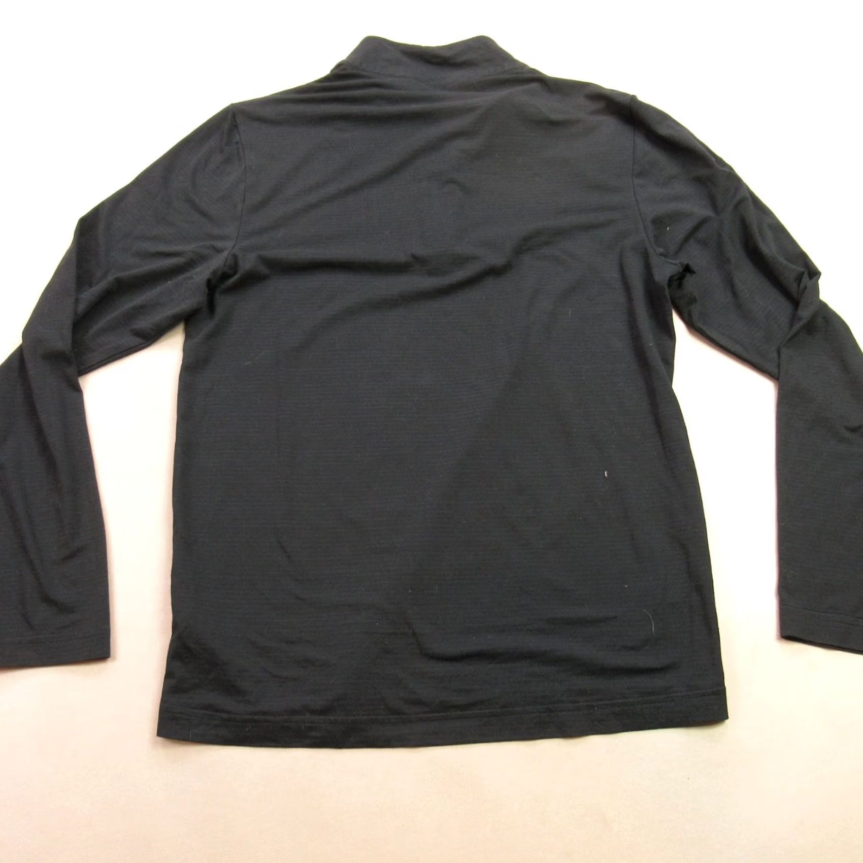 TravisMathew Travis Mathew Sweater Mens Small Long Sleeve Pullover 1/4 Zip Golf Stripes Size US S / EU 44-46 / 1 - 7 Thumbnail