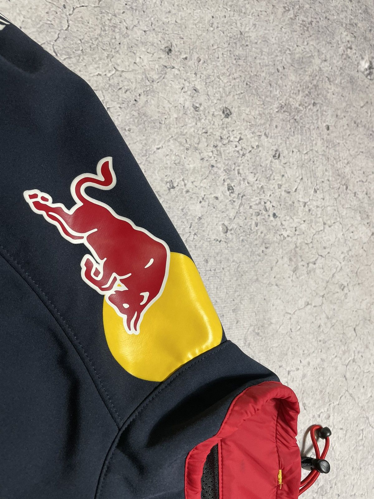 Pepe Jeans Vintage Red Bull Infiniti Racing Softshell Jacket Y2K Size US M / EU 48-50 / 2 - 6 Thumbnail