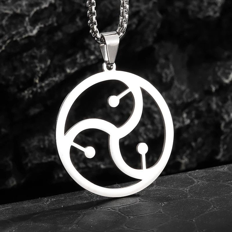 Vintage Glossy Symbol Badge Pendant Necklace Size ONE SIZE - 4 Thumbnail