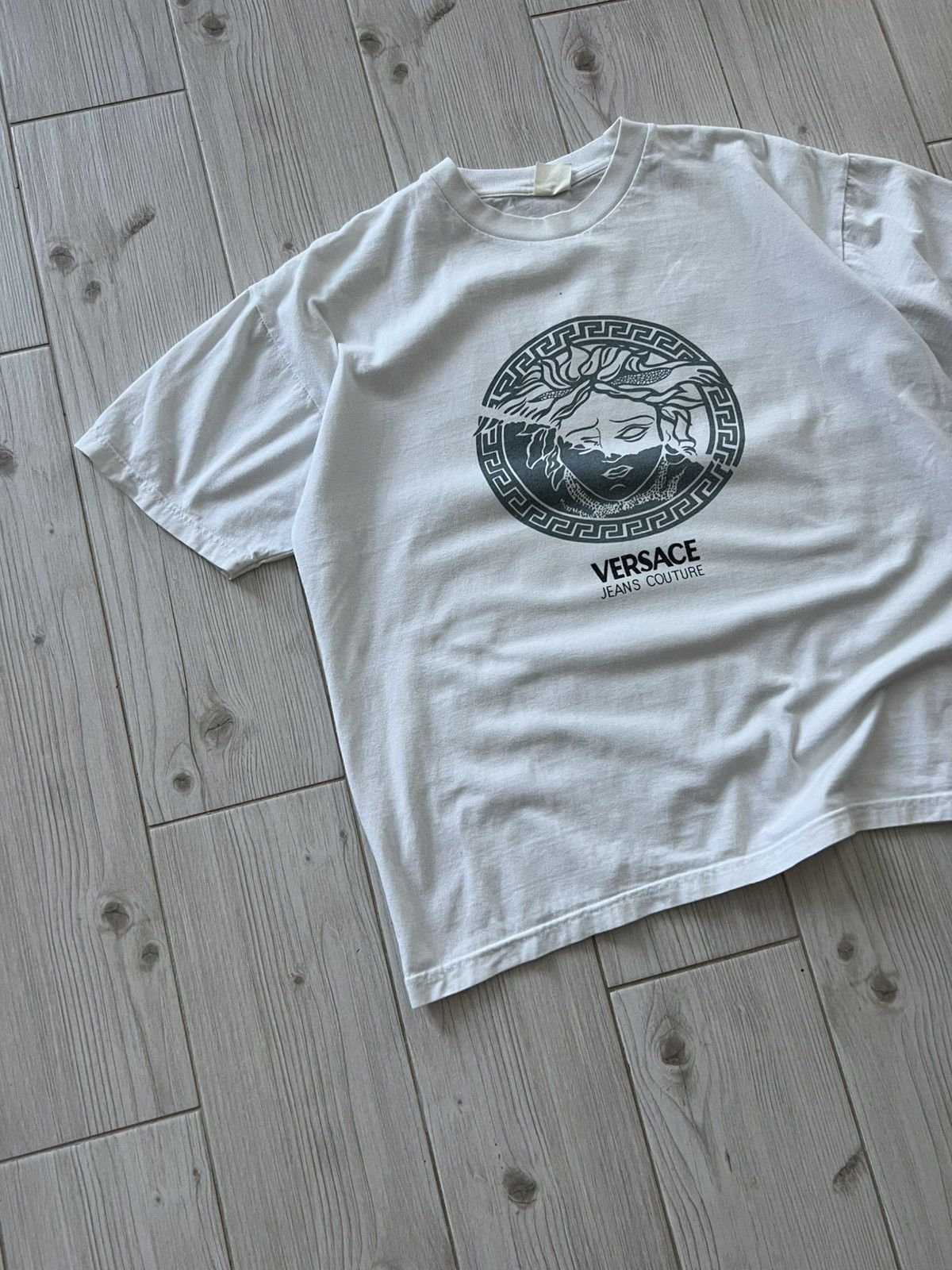Versace Versace Jeans Couture T-shirt Logo Tee White Vintage Size US M / EU 48-50 / 2 - 4 Thumbnail