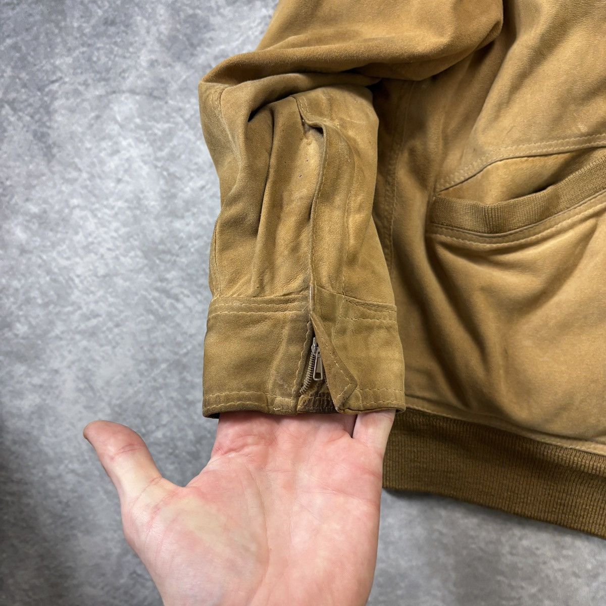 Vera Pelle × Vintage Vintage Suede Bomber Jacket Made in Italy Relaxed Fit 1970s Size US M / EU 48-50 / 2 - 9 Thumbnail