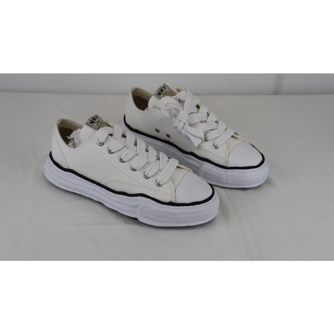 Maison MIHARA YASUHIRO o1rshd1 OG Sole Canvas Low-top Sneaker in Beige/White Size US 8 / EU 41 - 2 Thumbnail