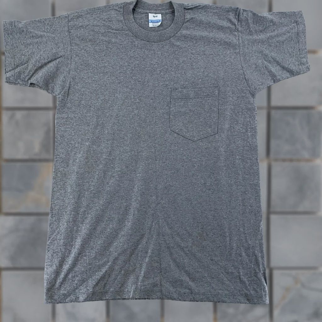Vintage VINTAGE Fieldmaster Pocket Tee Shirt Mens M Gray USA Short Sleeve Crew Neck Cotton Blend Size US M / EU 48-50 / 2 - 1 Thumbnail