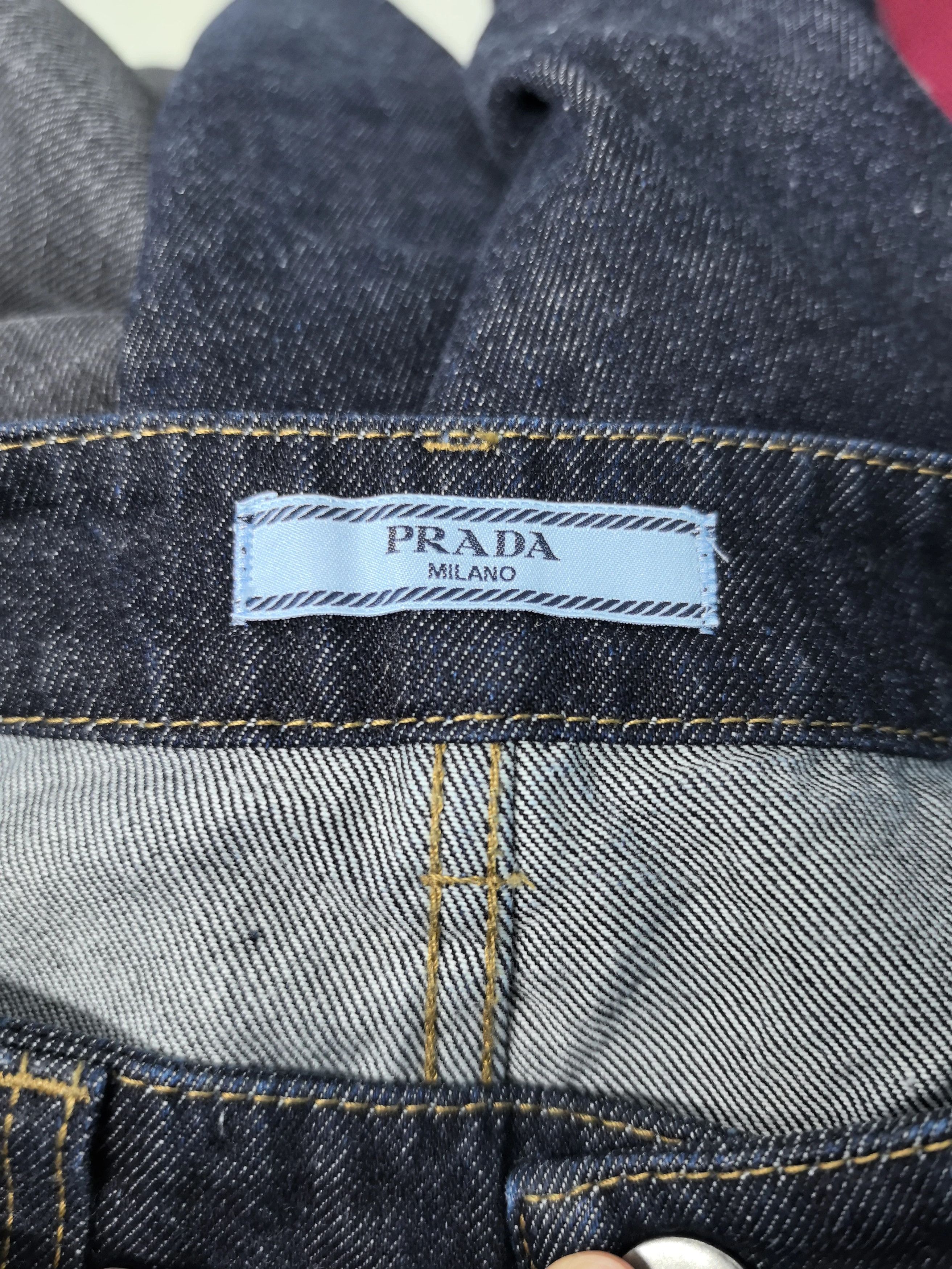 Prada Prada Metal Triangle Logo 99 New Jeans Size 27" / US 4 / IT 40 - 3 Thumbnail