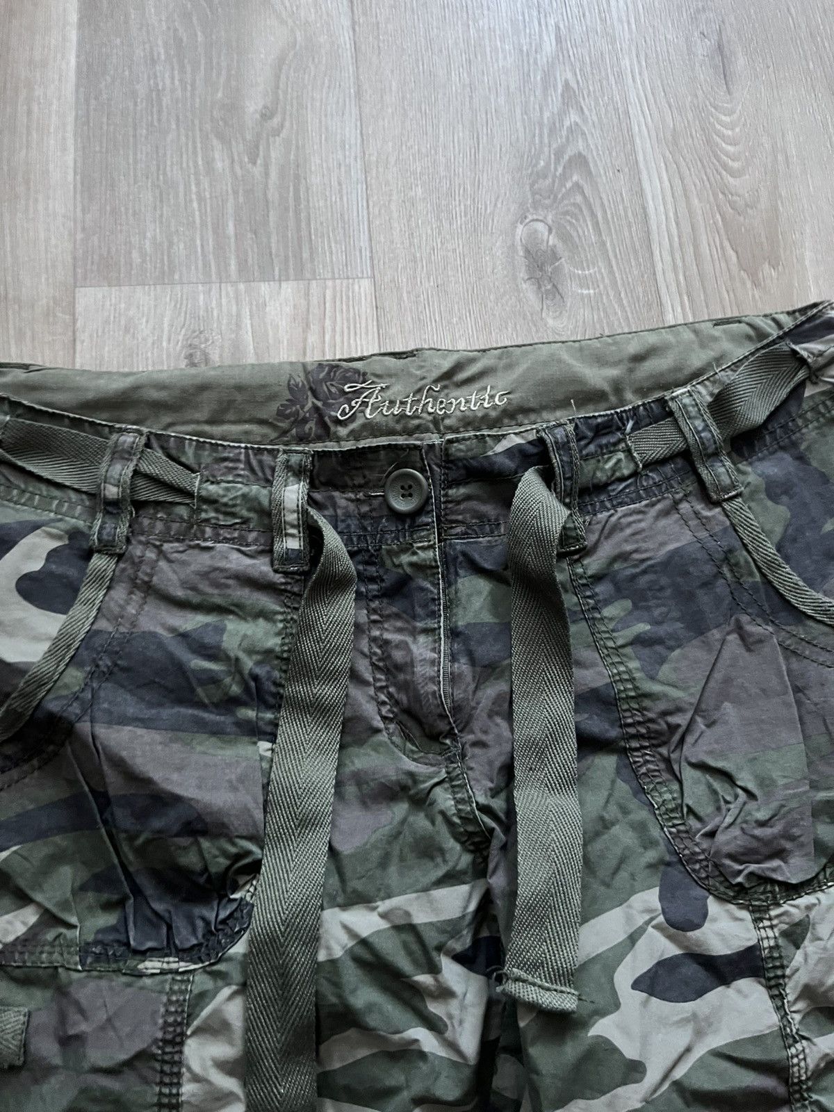 Japanese Brand Vintage Y2K Flared Camo Pants Hysteric Glamour Style Size US 31 - 7 Thumbnail