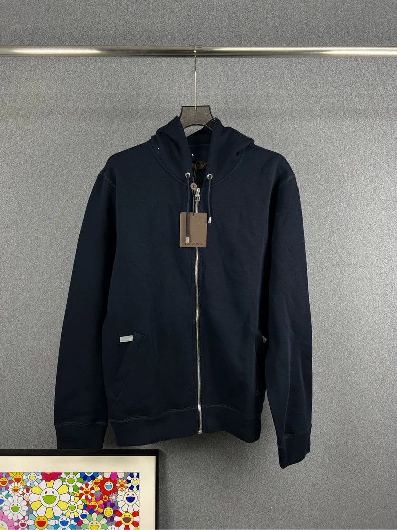 Louis Vuitton Louis Vuitton size 4l Metal small LOGO zipper jacket Size US M / EU 48-50 / 2 - 1 Thumbnail