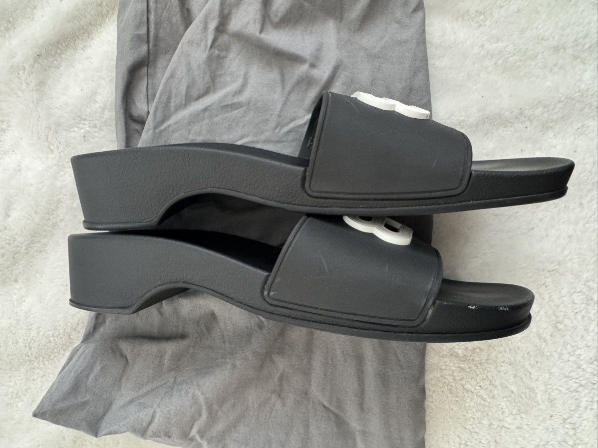 Balenciaga Balenciaga BB Black Rubber Wedge Slide Sandals Size US 10 / IT 40 - 2 Thumbnail