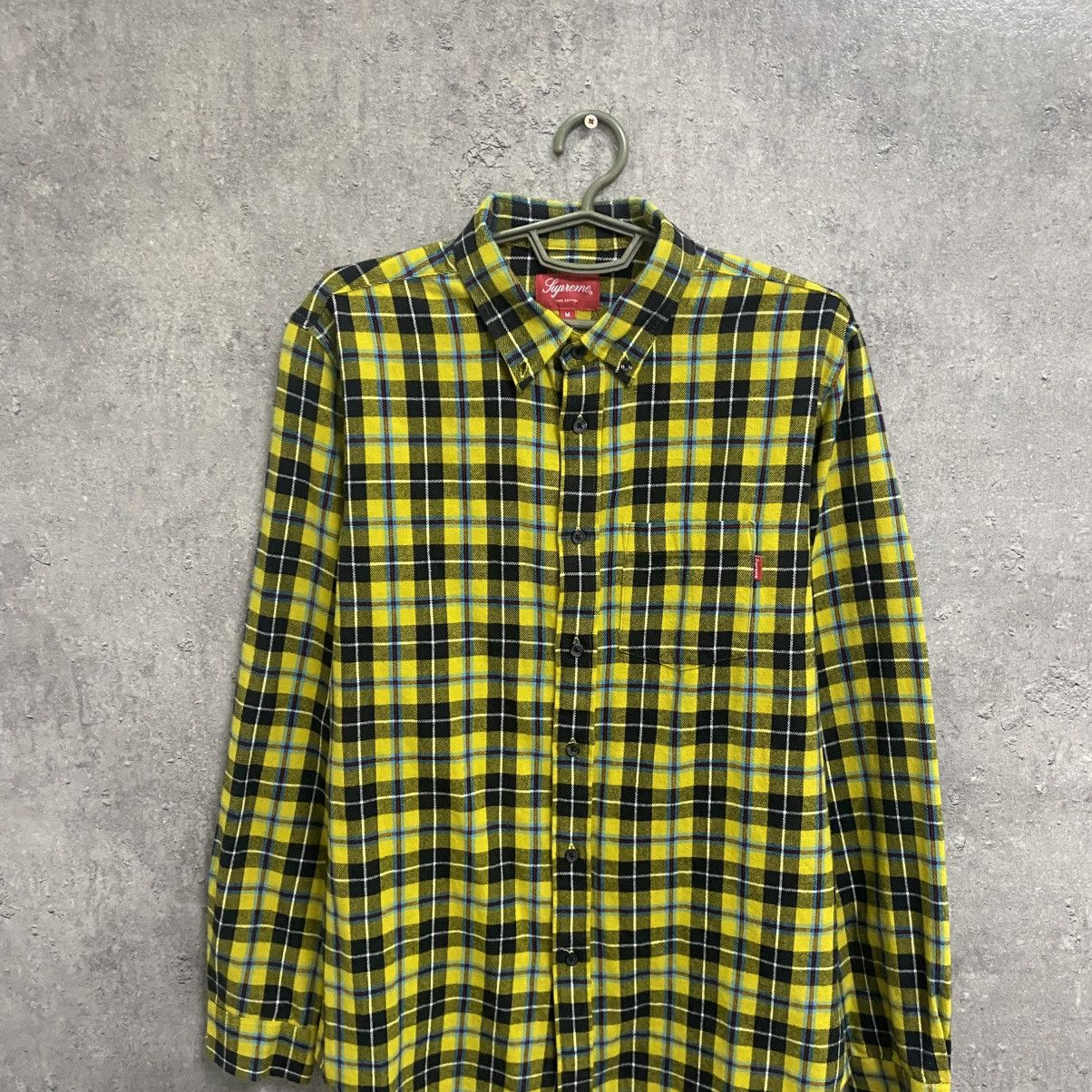 Supreme Supreme Shirt Size US M / EU 48-50 / 2 - 4 Thumbnail