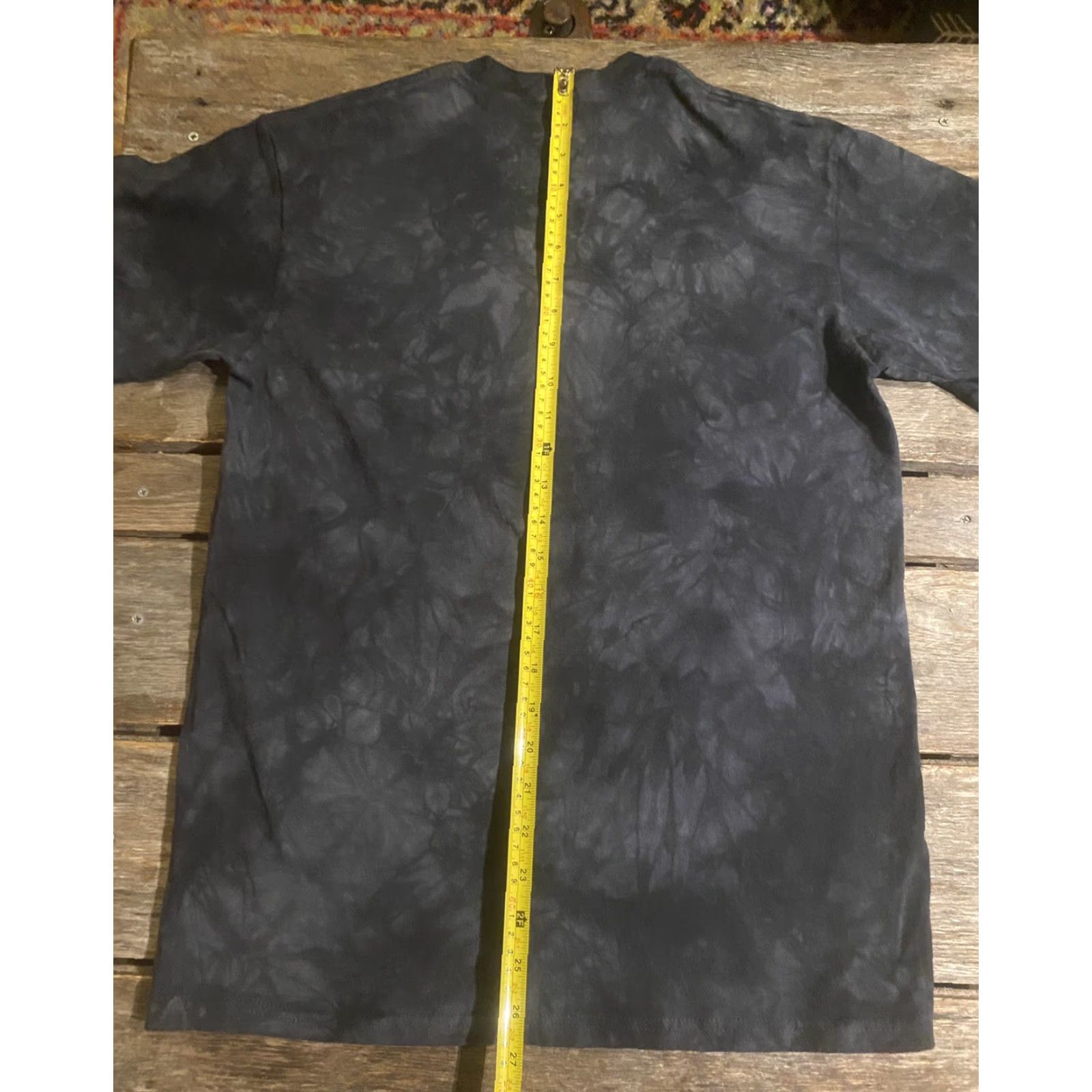 The Mountain VINTAGE The Mountain Unisex Graphic T-Shirt Black Lab Face Sz Medium Tie dye Shirt Mens Womens Size US M / EU 48-50 / 2 - 6 Thumbnail
