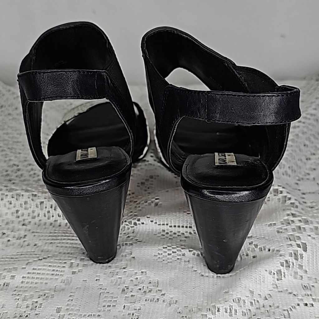Karl Lagerfeld Karl Lagerfeld Paris ankle strap open toe black heels sz 8 Size US 8 / IT 38 - 7 Thumbnail