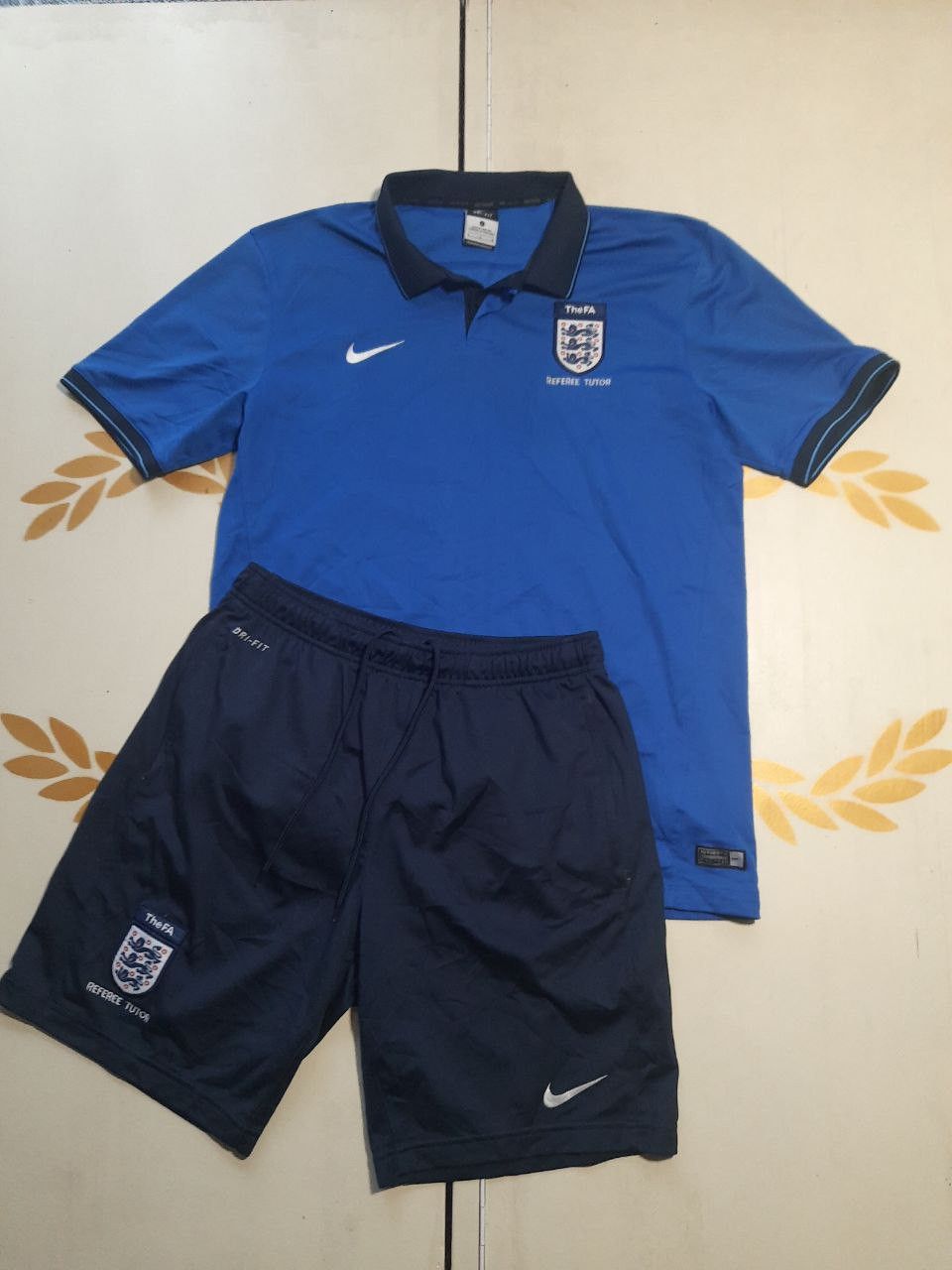 Nike Nike Dri-Fit The FA England Referee Tutor Kit Size US L / EU 52-54 / 3 - 1 Thumbnail