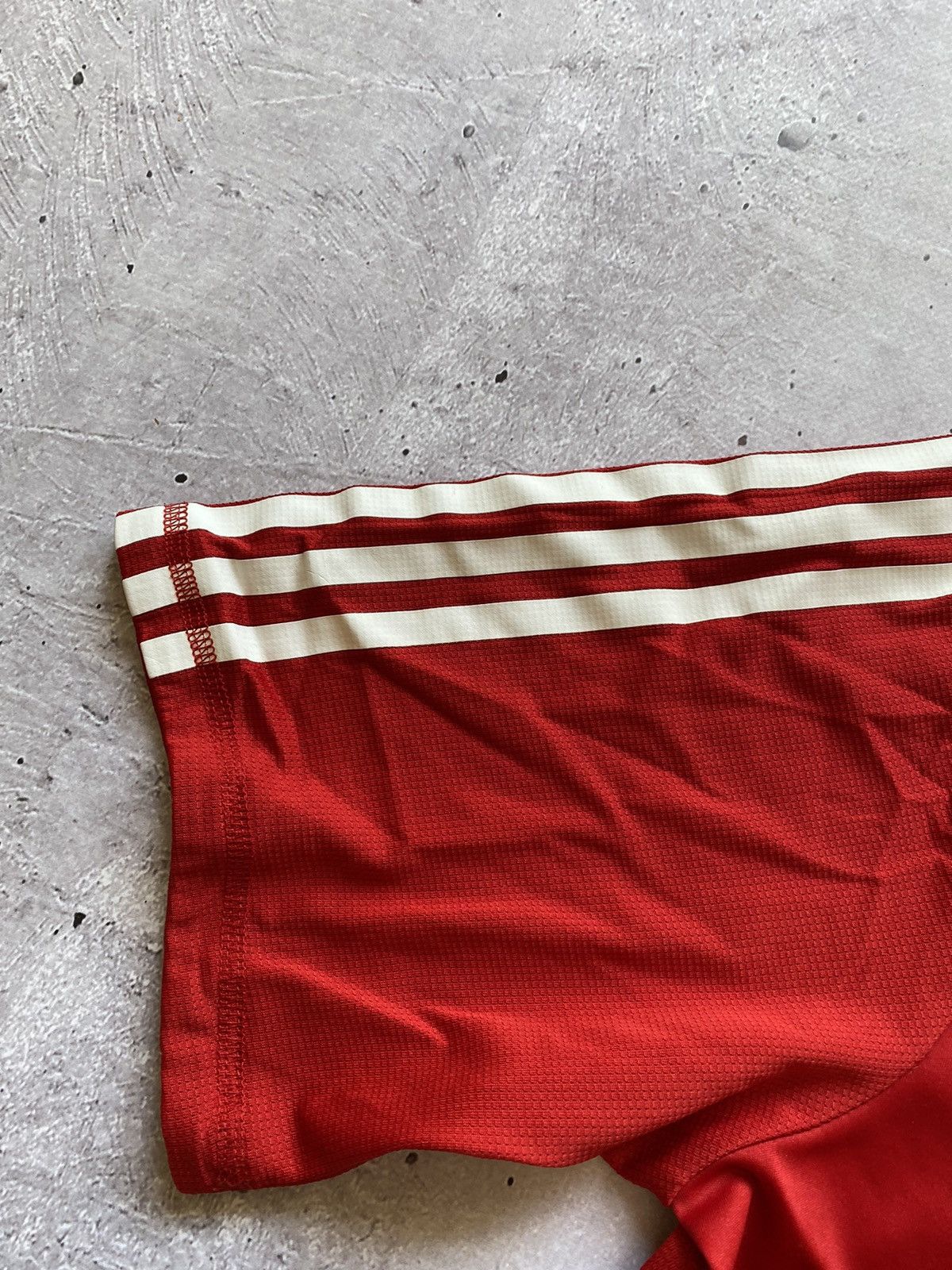 Adidas × Vintage Vintage 2010-11 Bayern Munich Adidas Training Shirt Y2K Hype Size US M / EU 48-50 / 2 - 6 Thumbnail